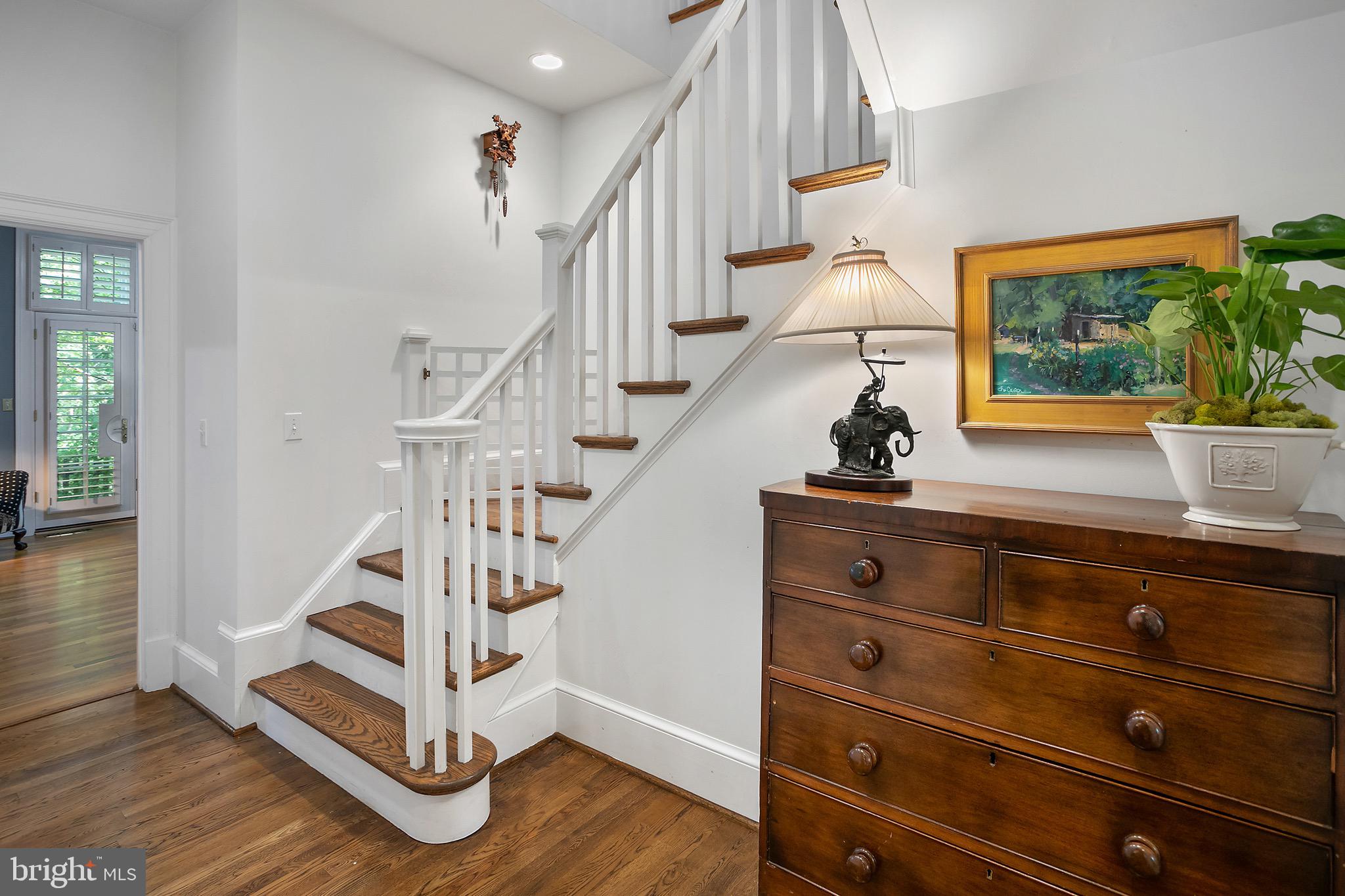 MERRY GO ROUND FARM - Residential