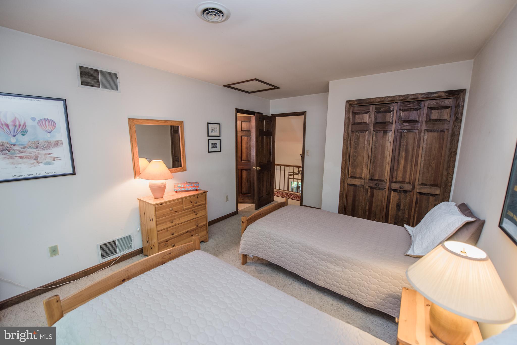 COOLFONT MOUNTAINSIDE - Residential