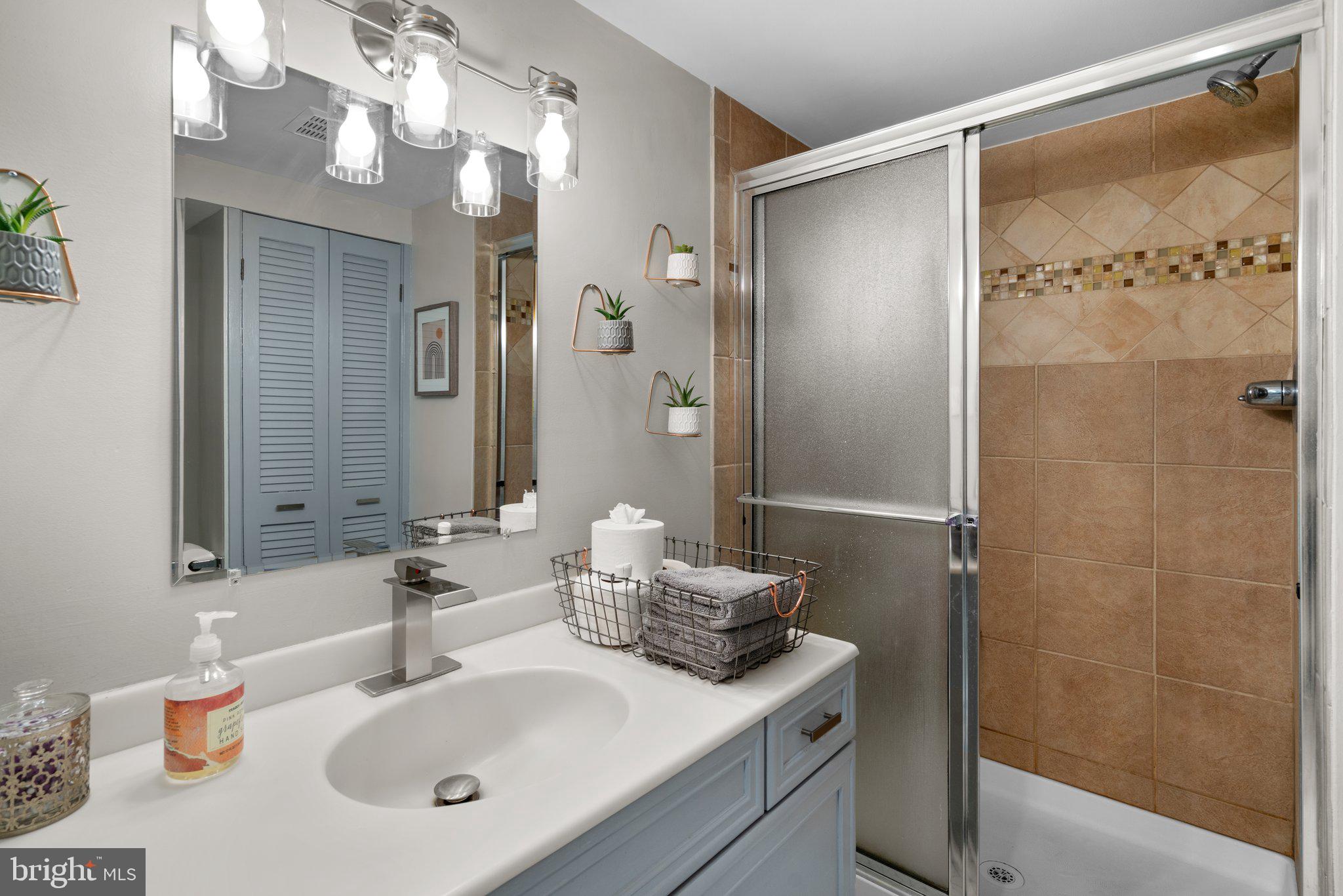 COPPER HILL - Residential