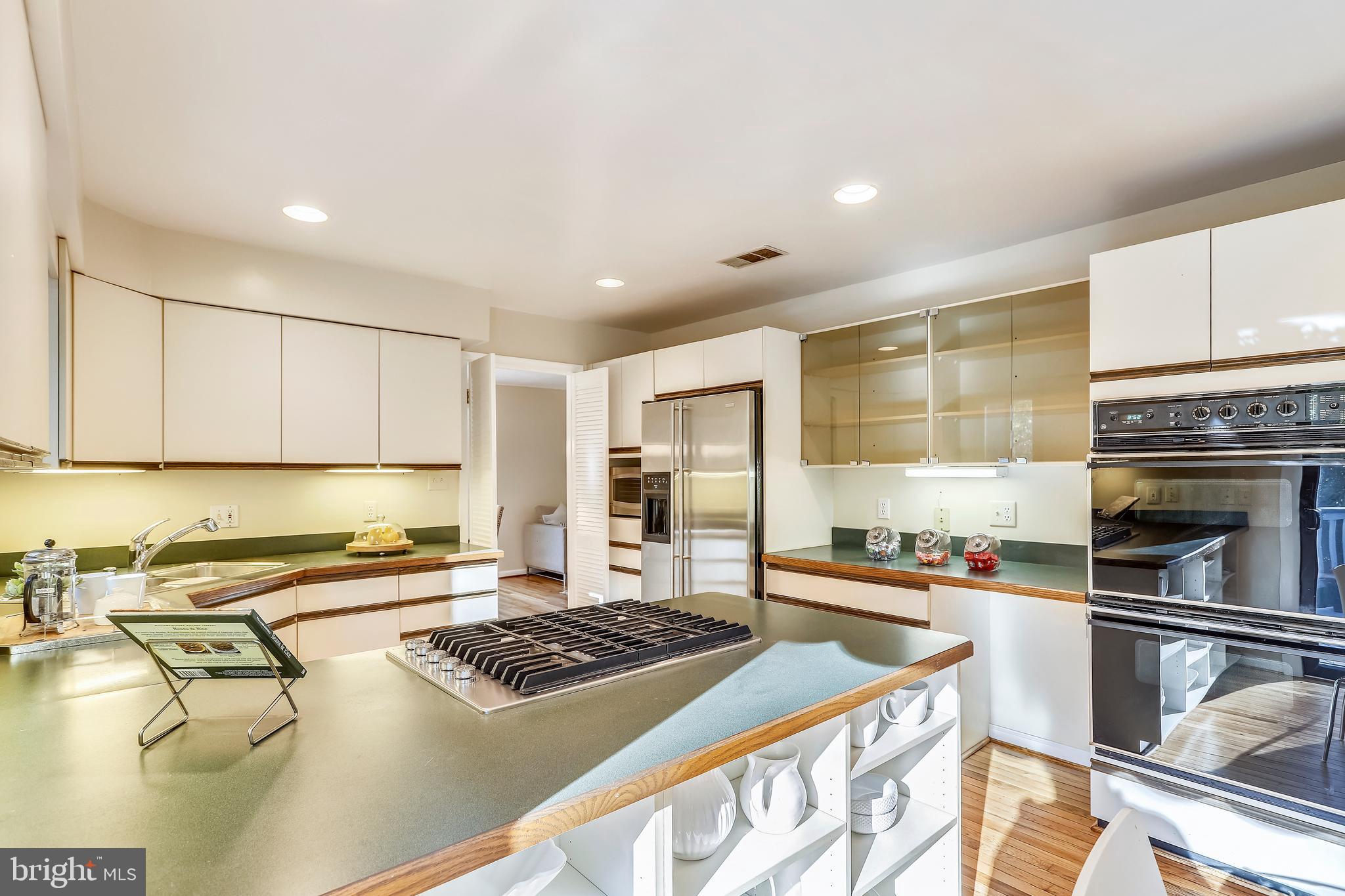 HYBLA VALLEY FARMS - Residential