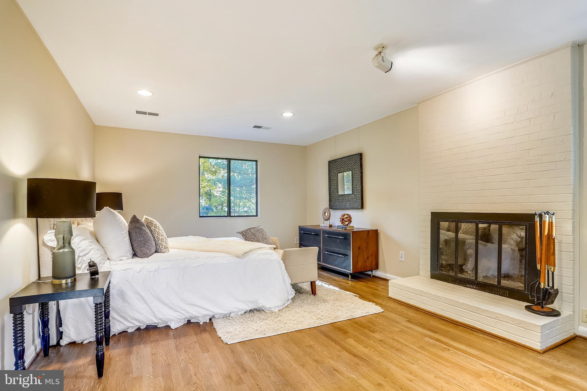 HYBLA VALLEY FARMS - Residential