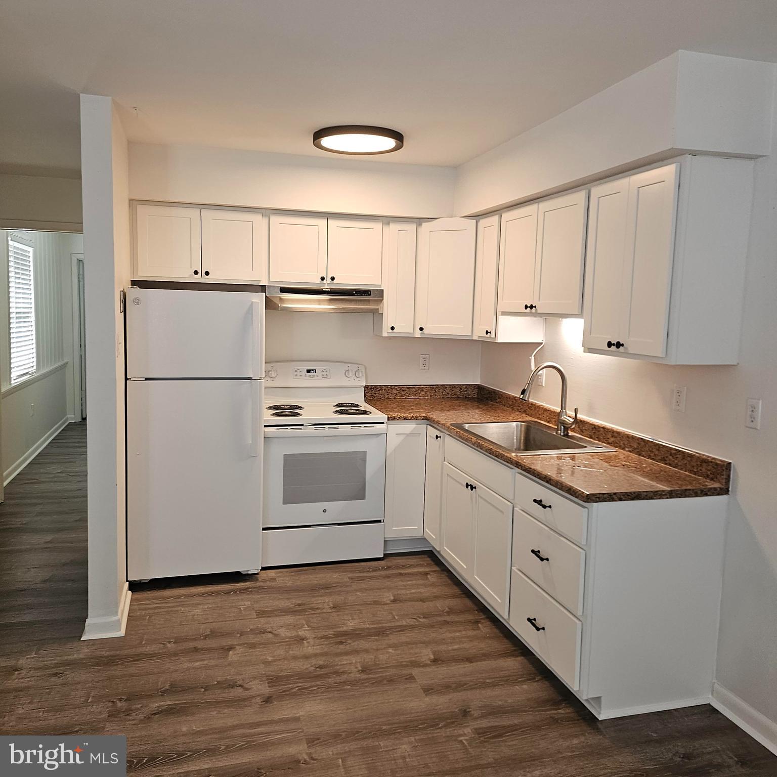 HAMPSTEAD - Residential Lease