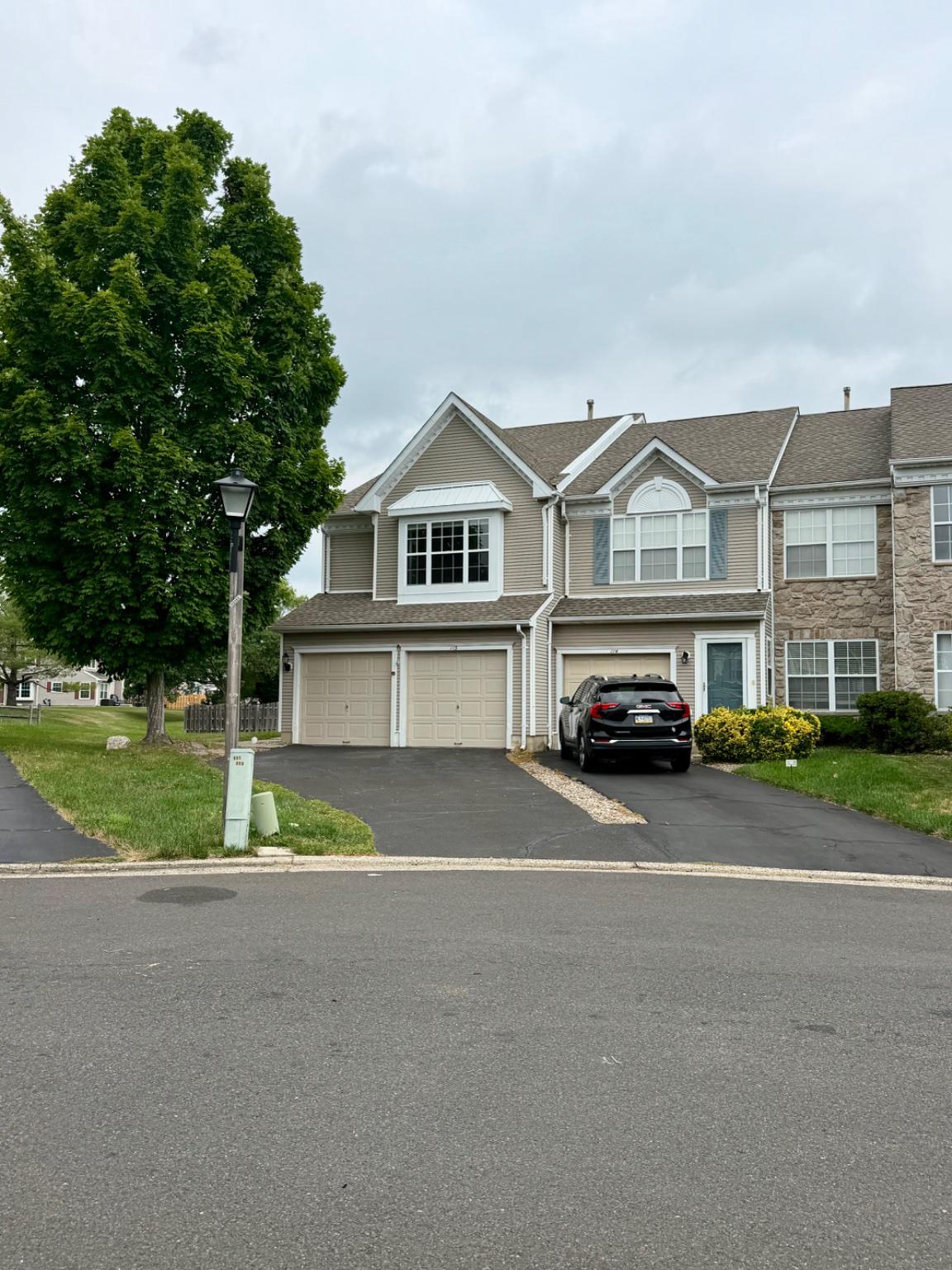 113 BROADLEAF PLACE