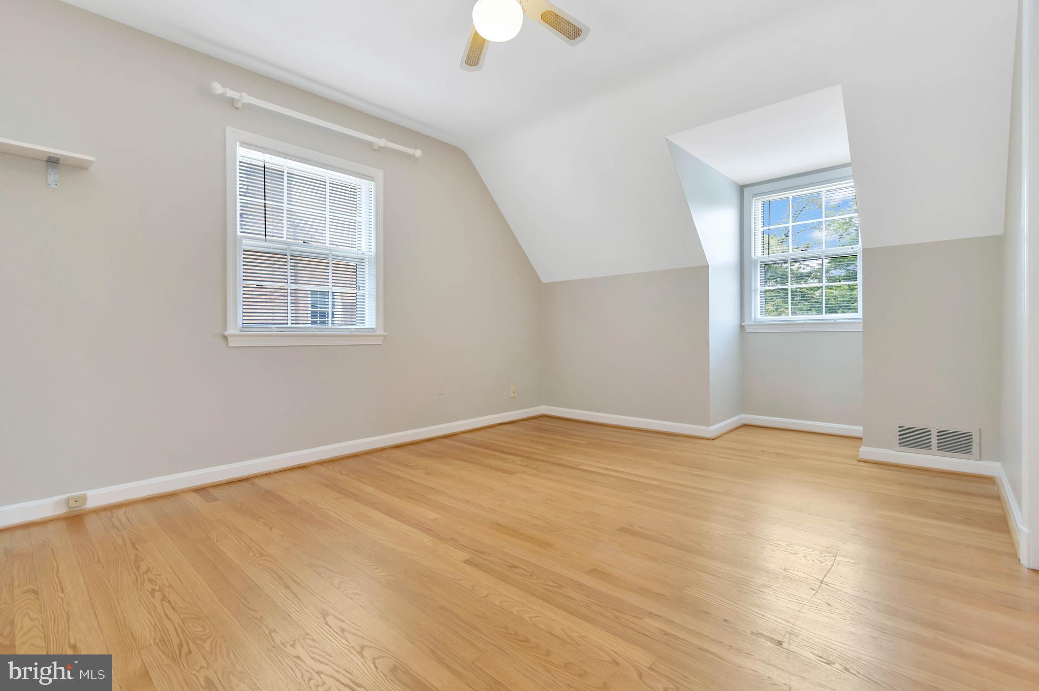 MADISON MANOR - Residential Lease