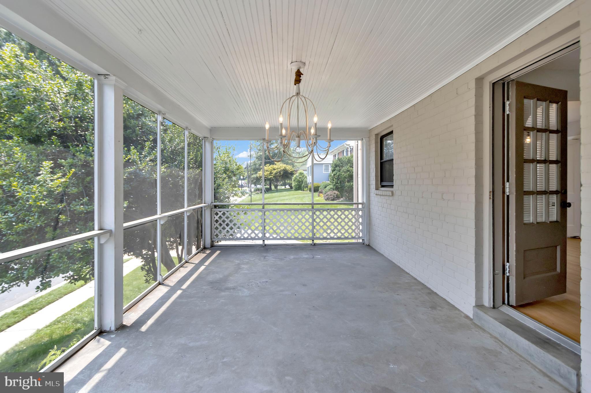 MADISON MANOR - Residential Lease