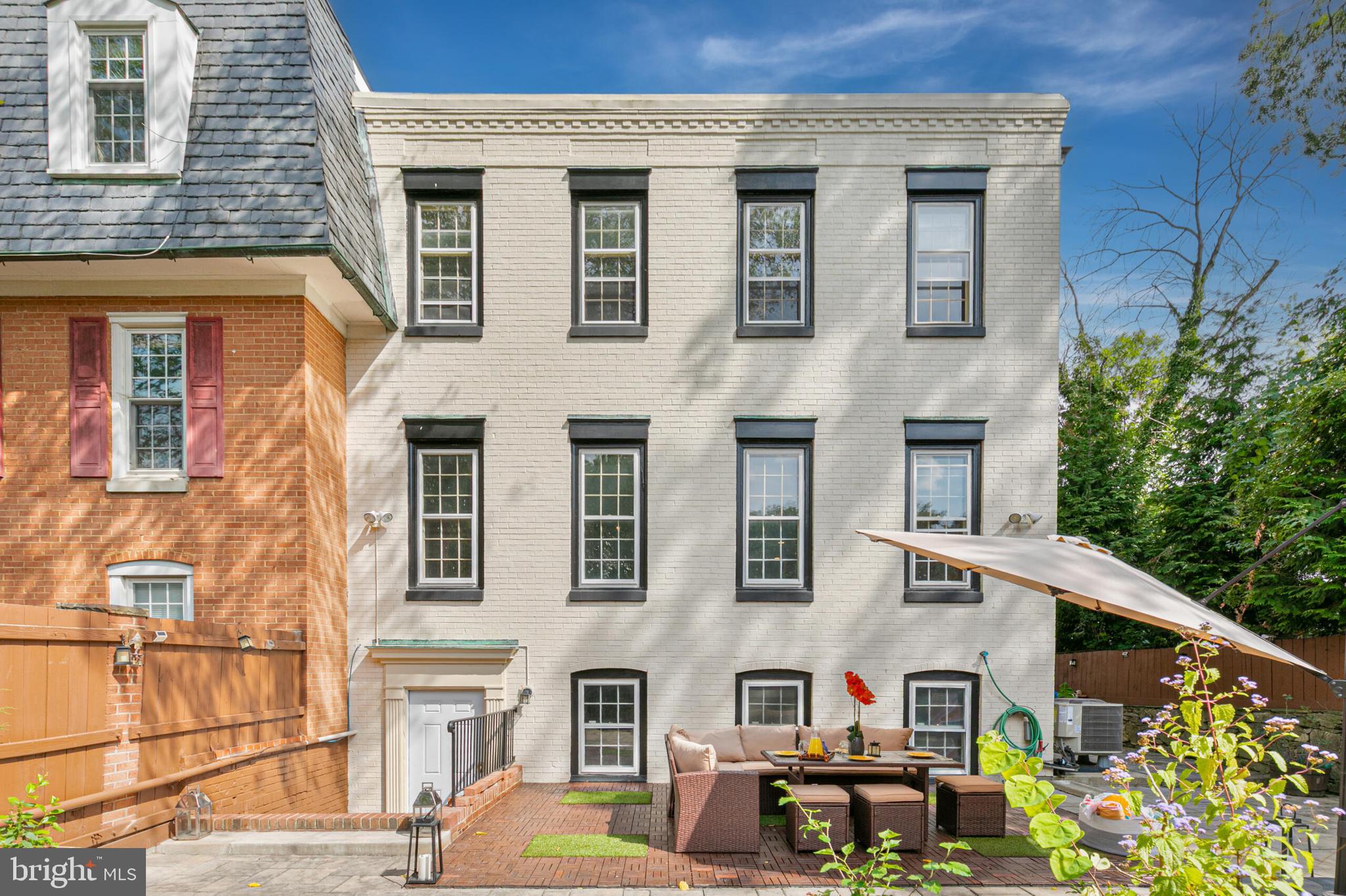 LYNNBROOK - Residential