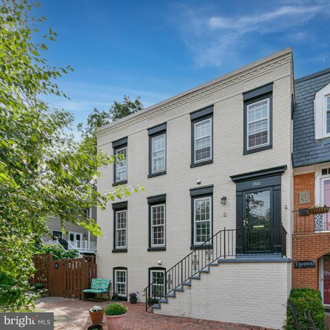 1340 N LYNNBROOK DRIVE ARLINGTON VA 22201