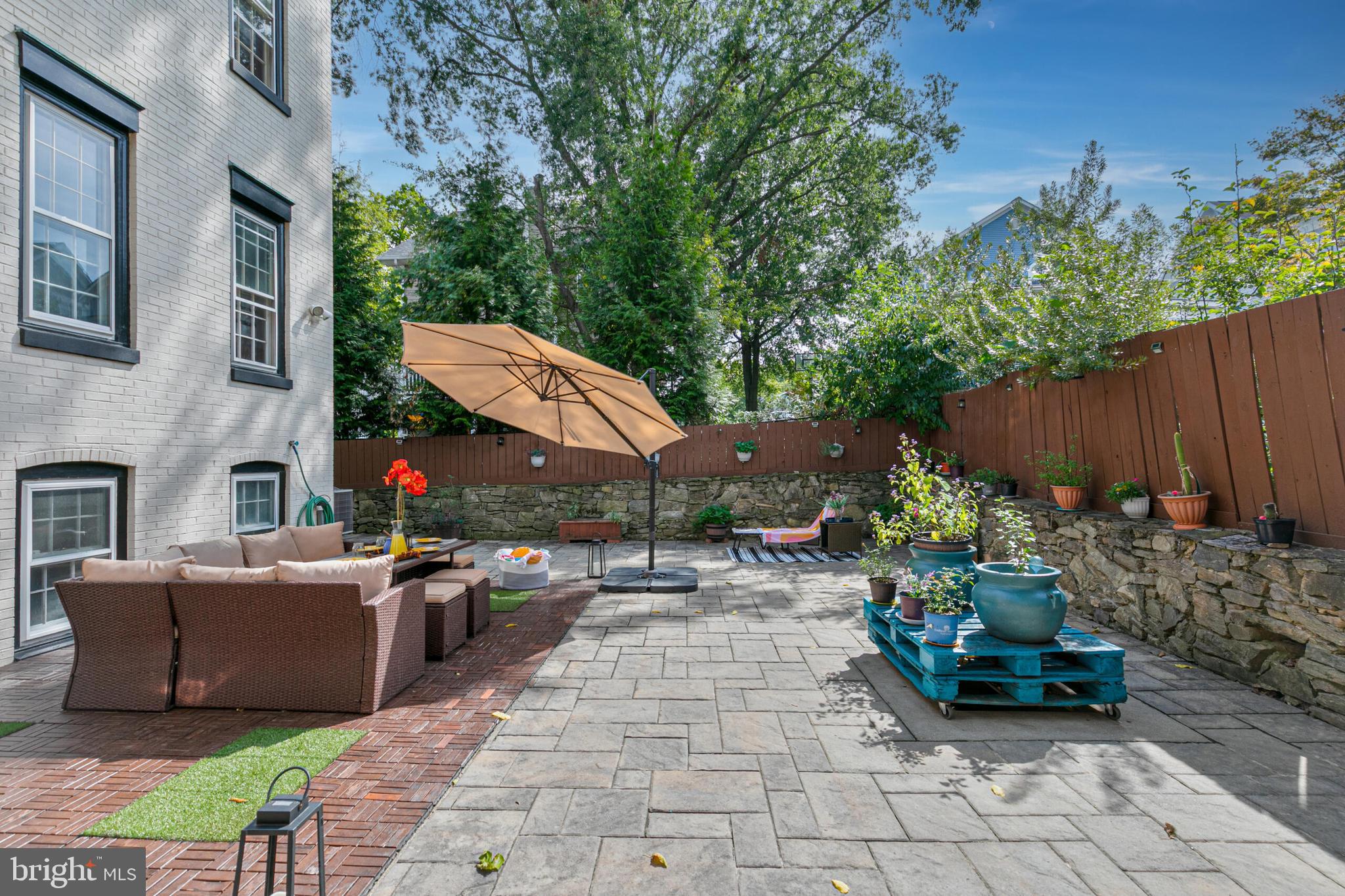 LYNNBROOK - Residential