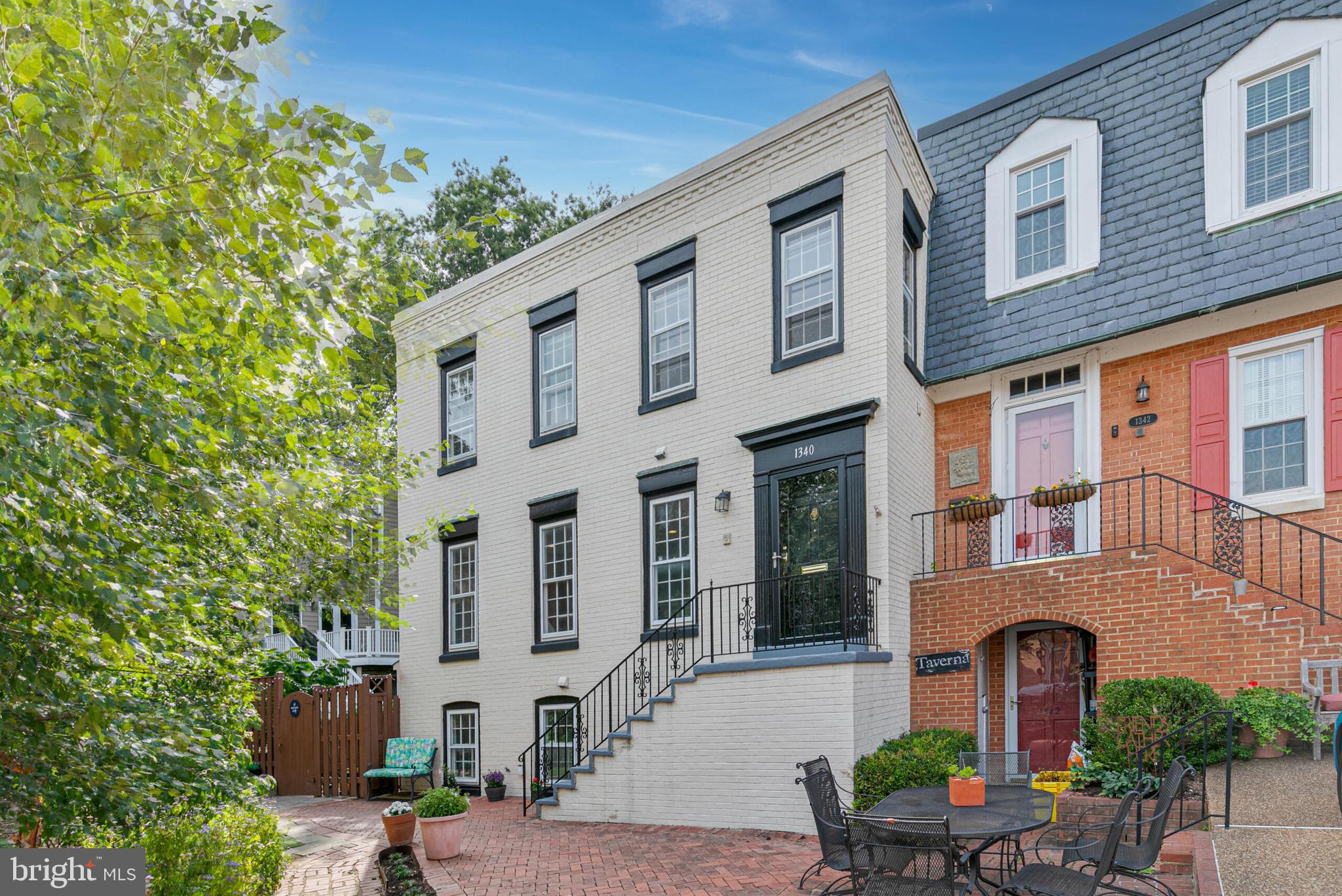 LYNNBROOK - Residential