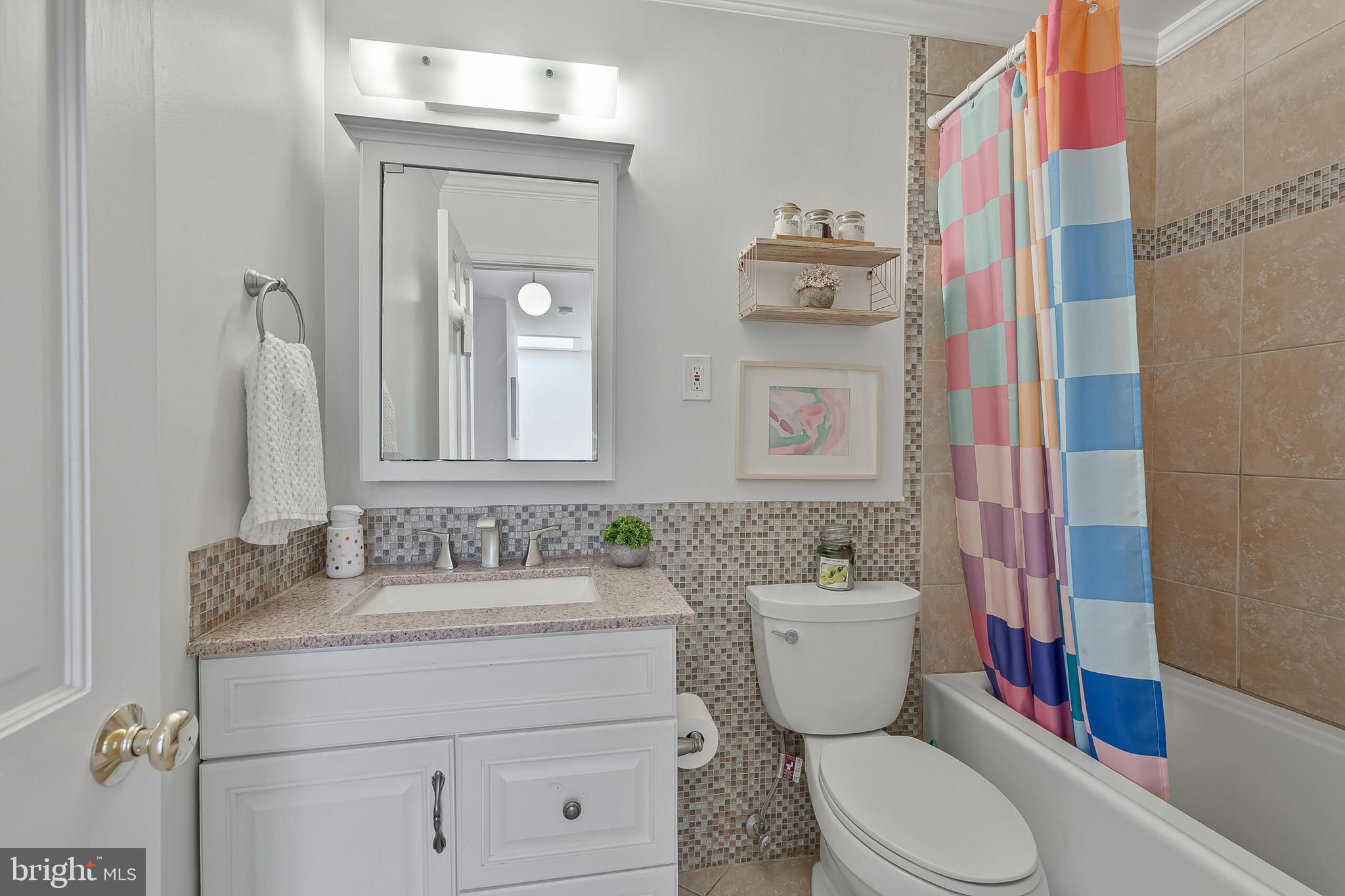 LYNNBROOK - Residential