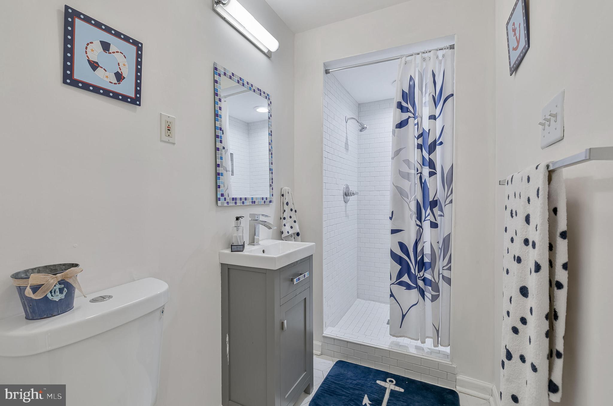 LYNNBROOK - Residential