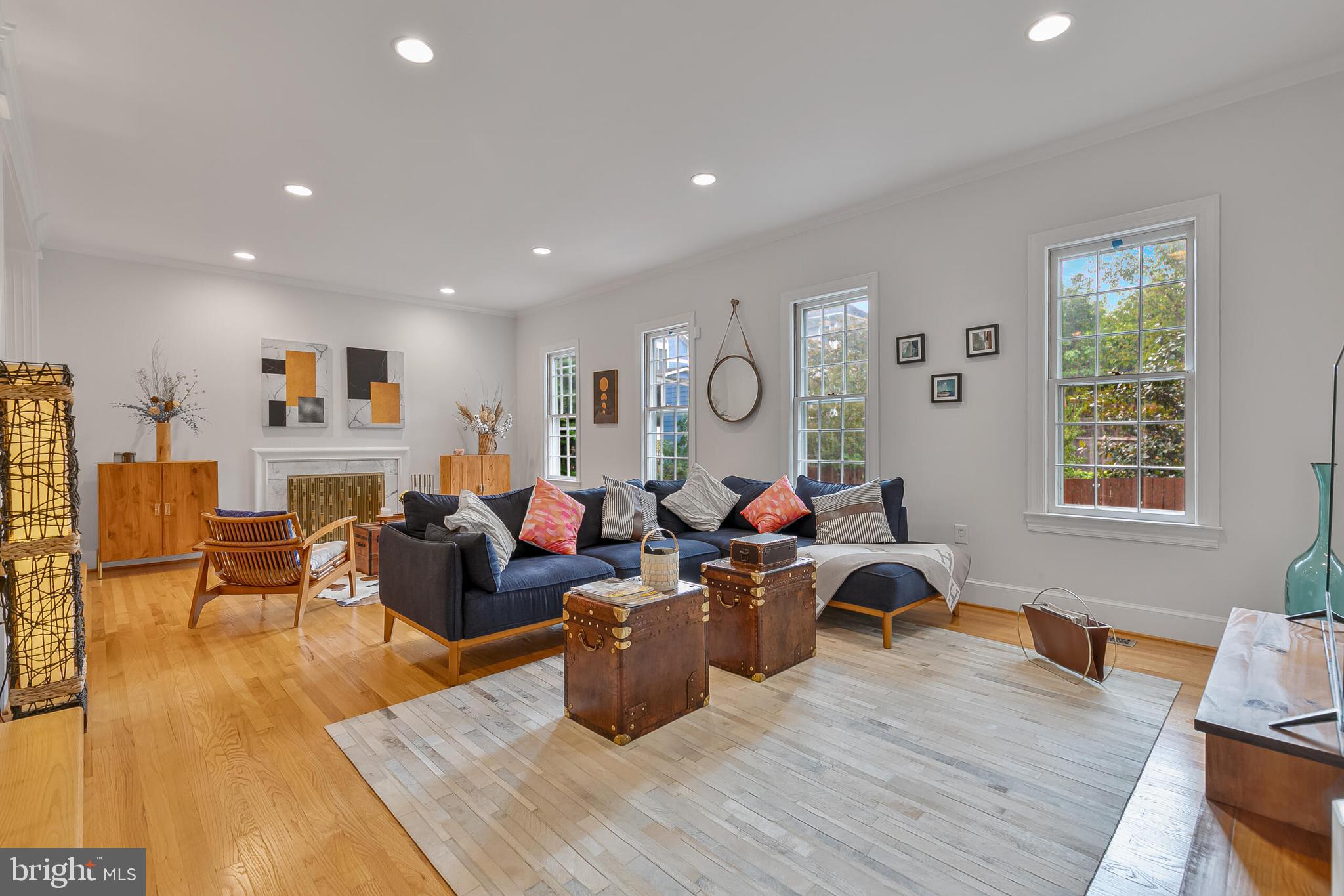 LYNNBROOK - Residential