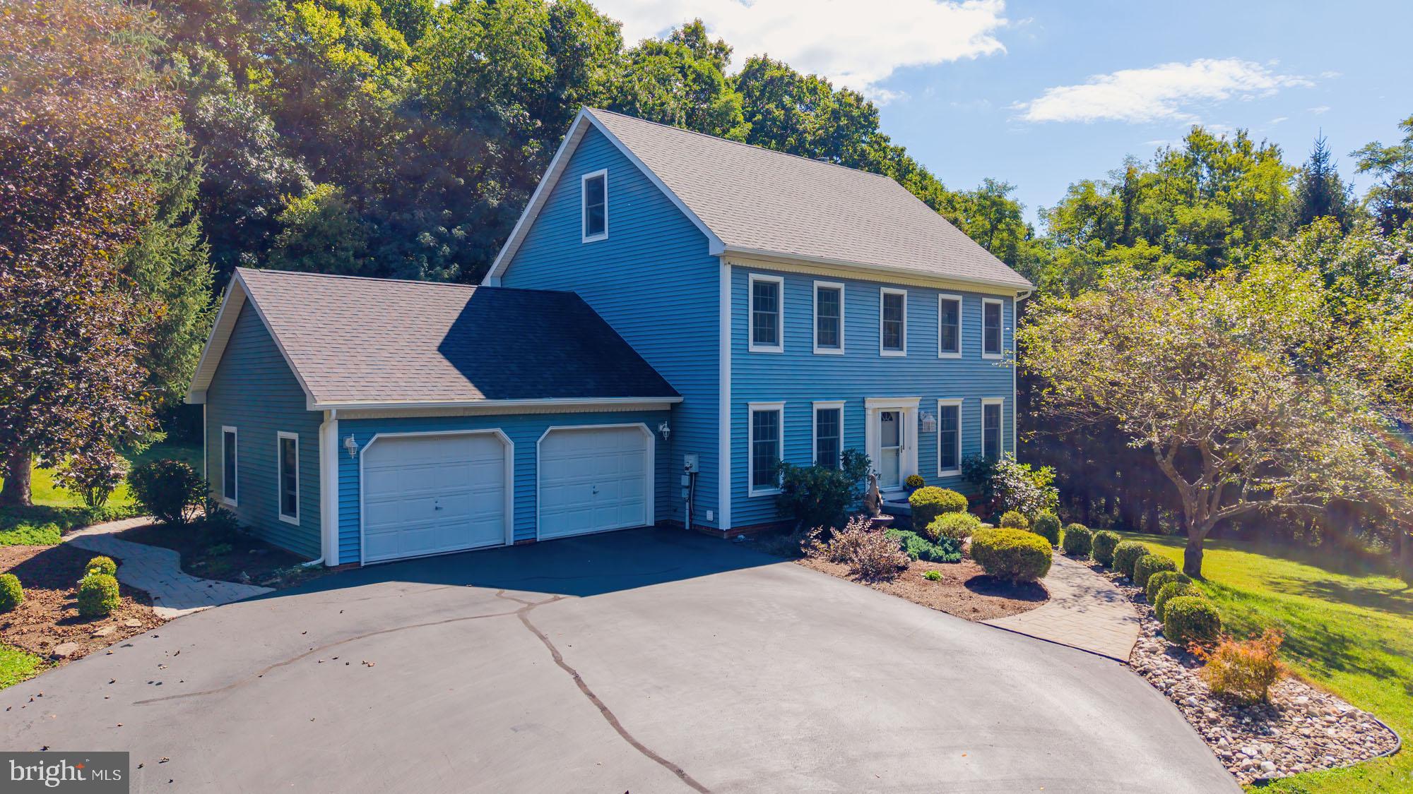 1 STEEPLECHASE DRIVE