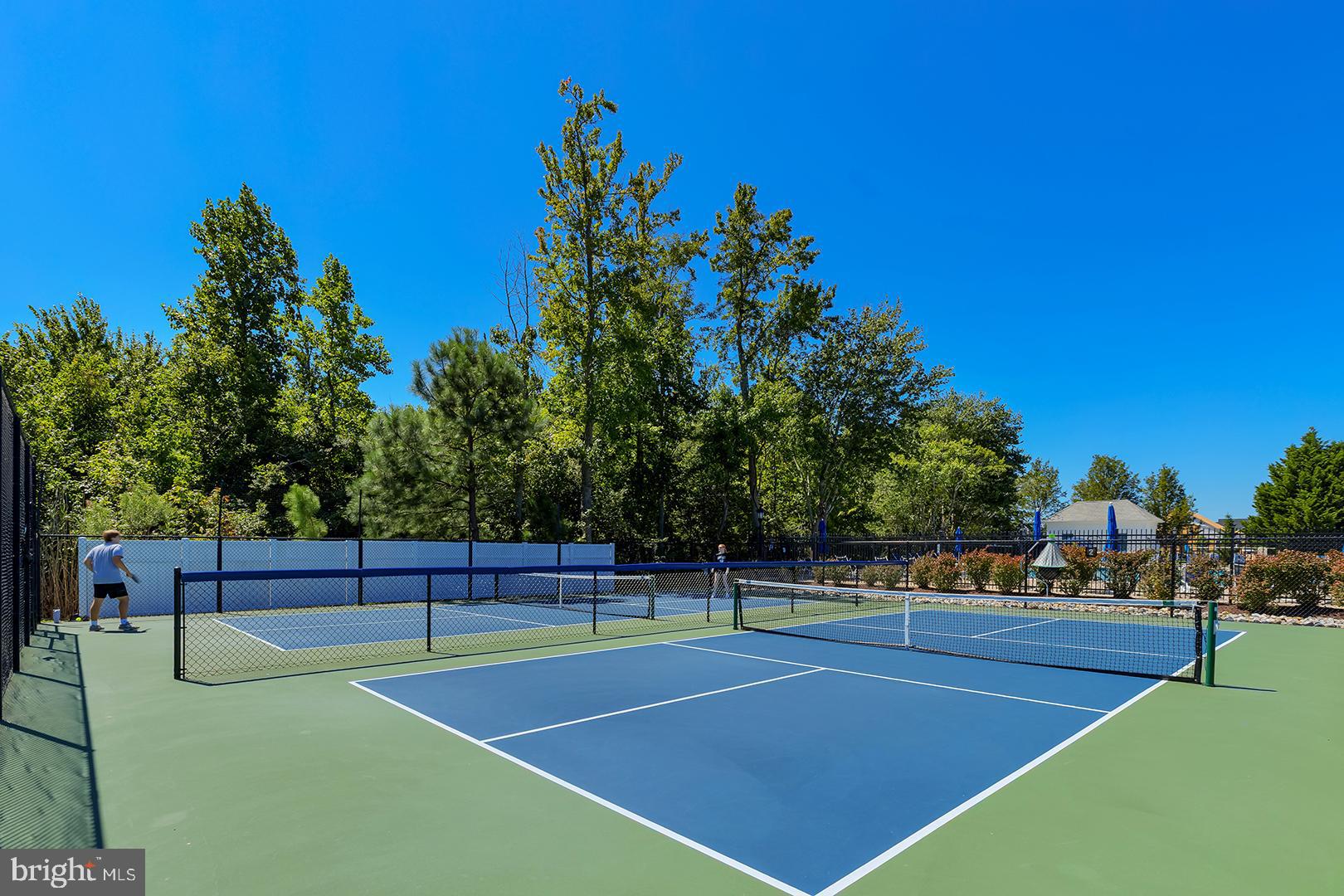 SAWGRASS AT WHITE OAK CREEK - Residential