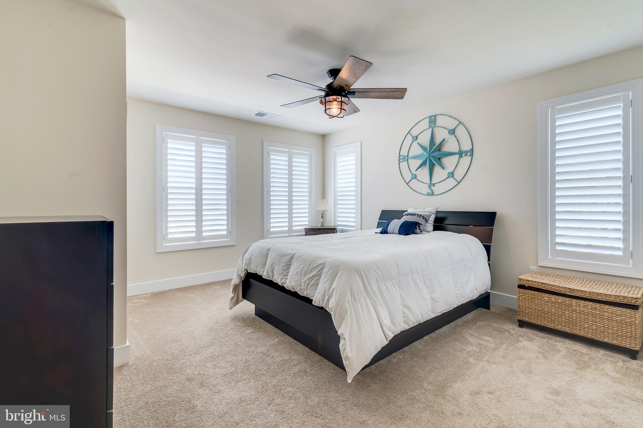 SAWGRASS AT WHITE OAK CREEK - Residential