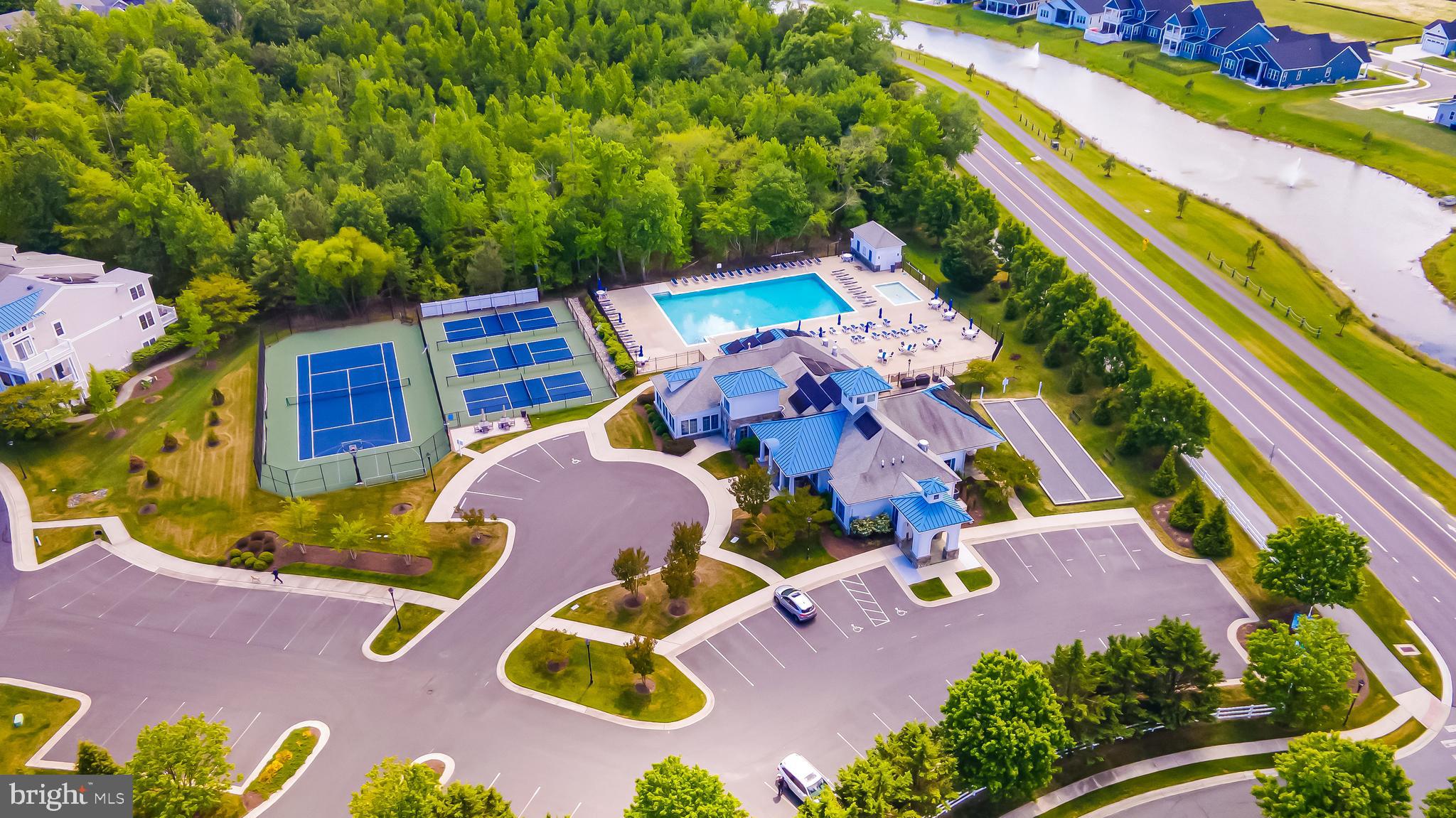 SAWGRASS AT WHITE OAK CREEK - Residential
