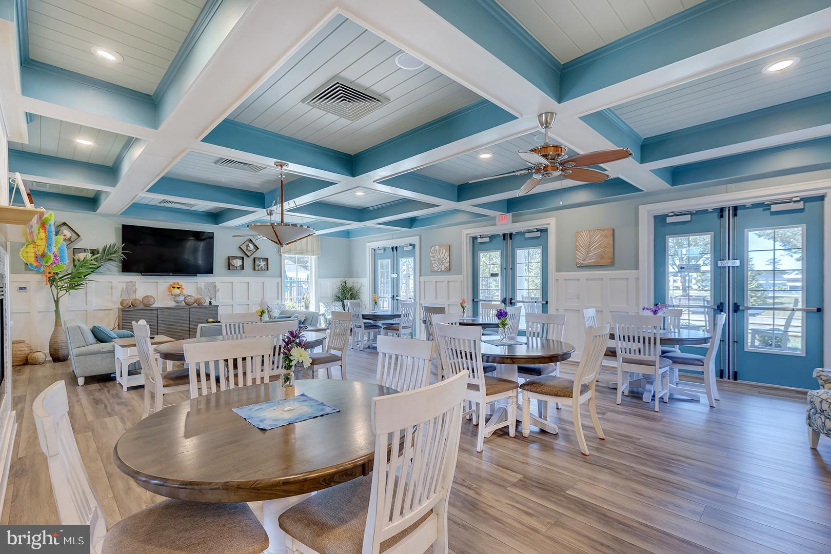 SAWGRASS AT WHITE OAK CREEK - Residential
