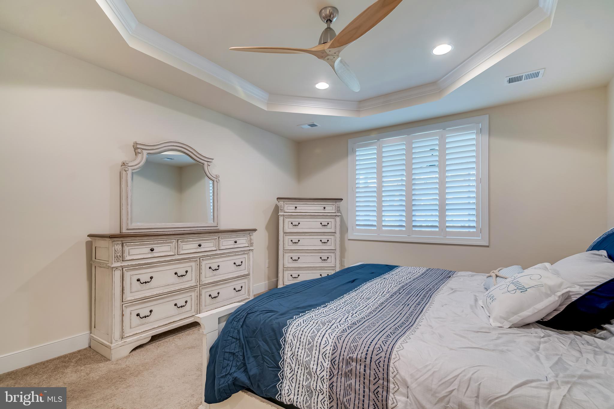 SAWGRASS AT WHITE OAK CREEK - Residential