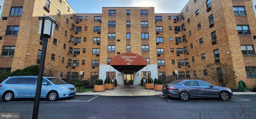 This property is a one bedroom, one bathroom unit. It is an estate sale and it is being sold as-is. The  property will not be cleared out prior to being conveyed to the new owner.  The property does have a roof-top deck available to residents, as well as a Social Room Library, fitness center, and laundry area in the basement. There are two regular elevators and one freight elevator.