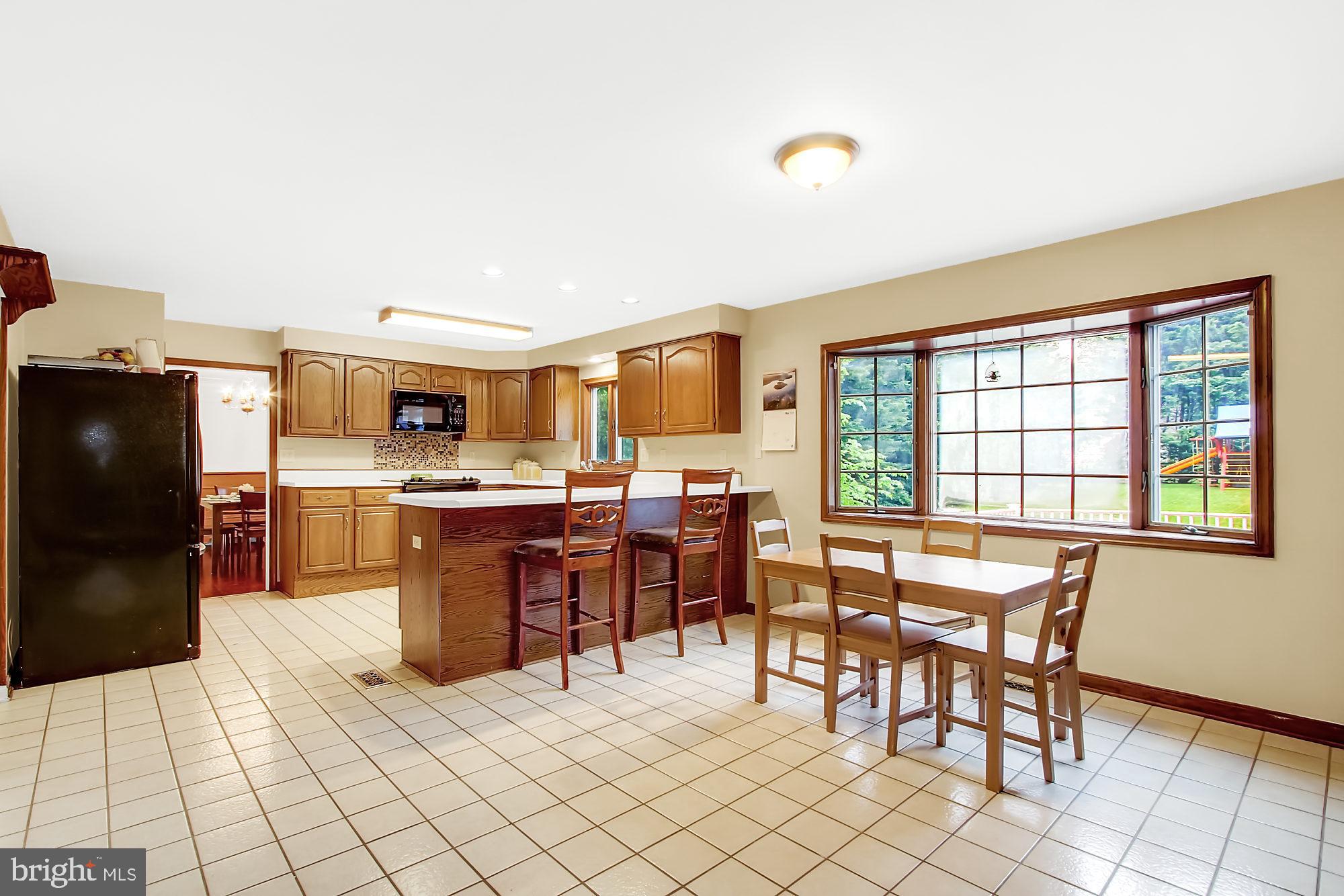 HAMPTON RIDGE - Residential