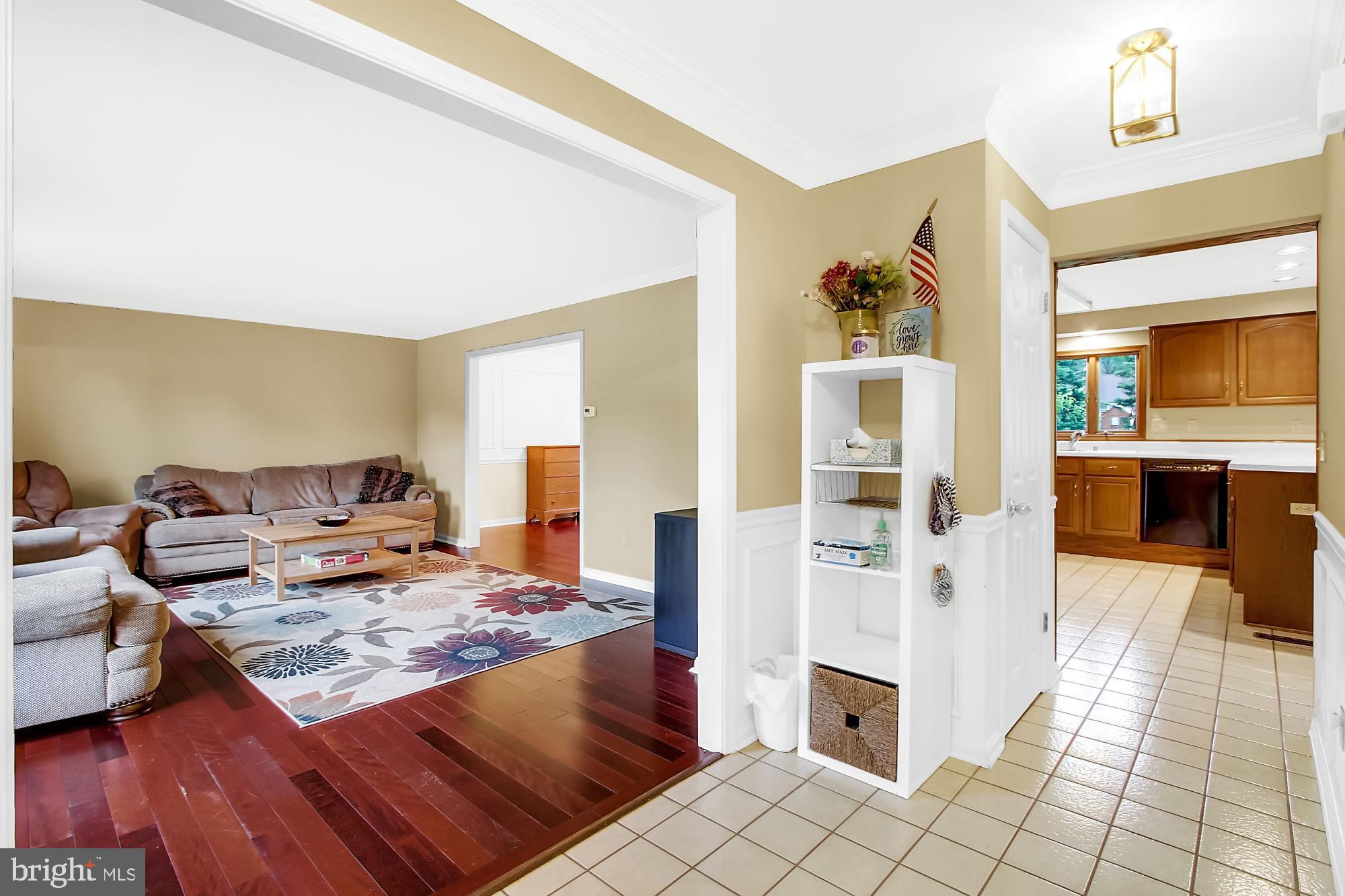 HAMPTON RIDGE - Residential