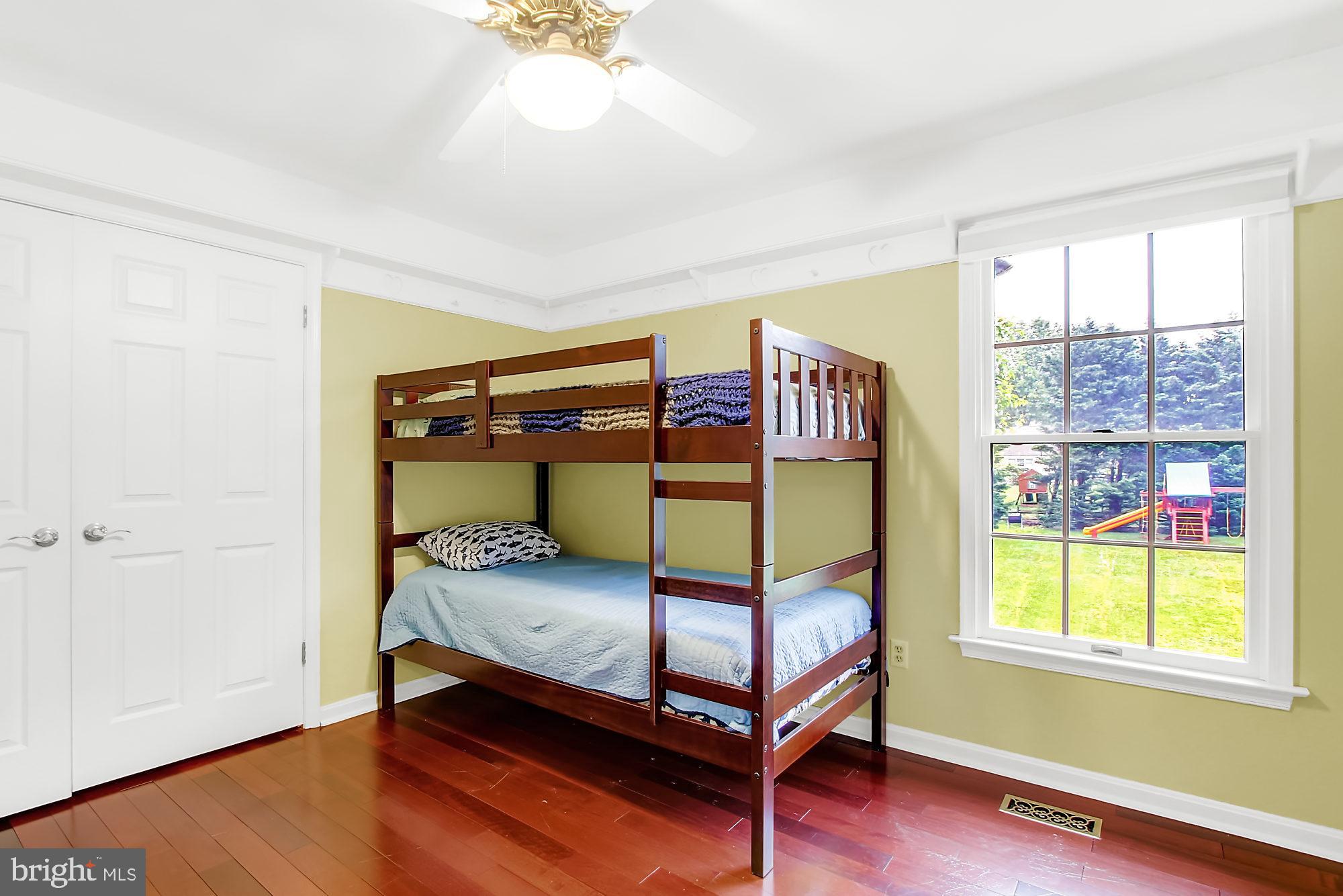 HAMPTON RIDGE - Residential