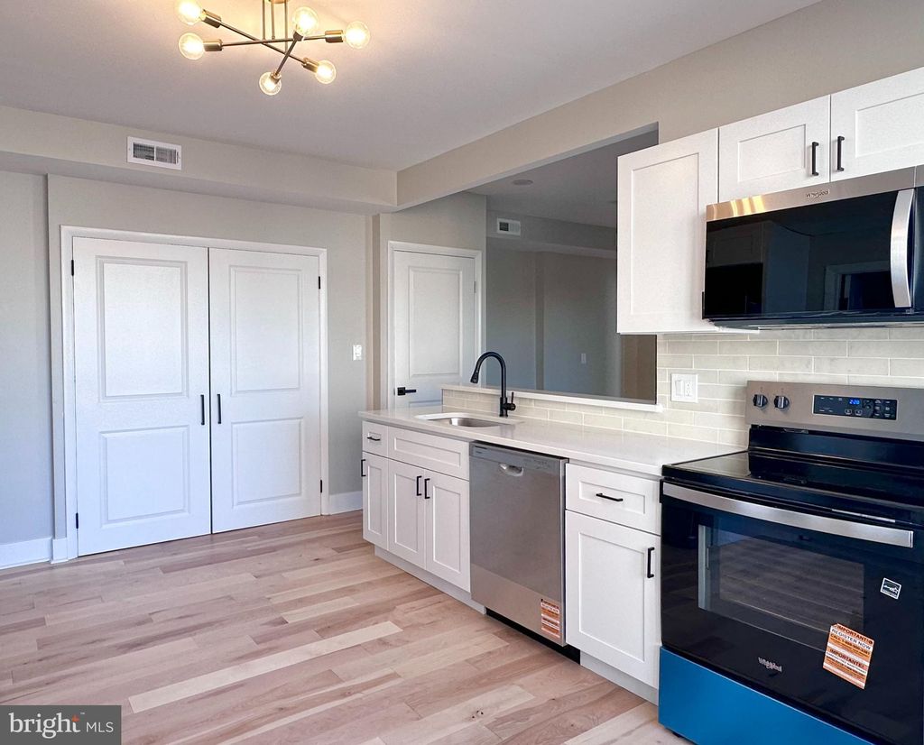 Photo of 1501 S 12th Street #2ND FLOOR, PHILADELPHIA, PA 19147 (MLS # PAPH2569650)