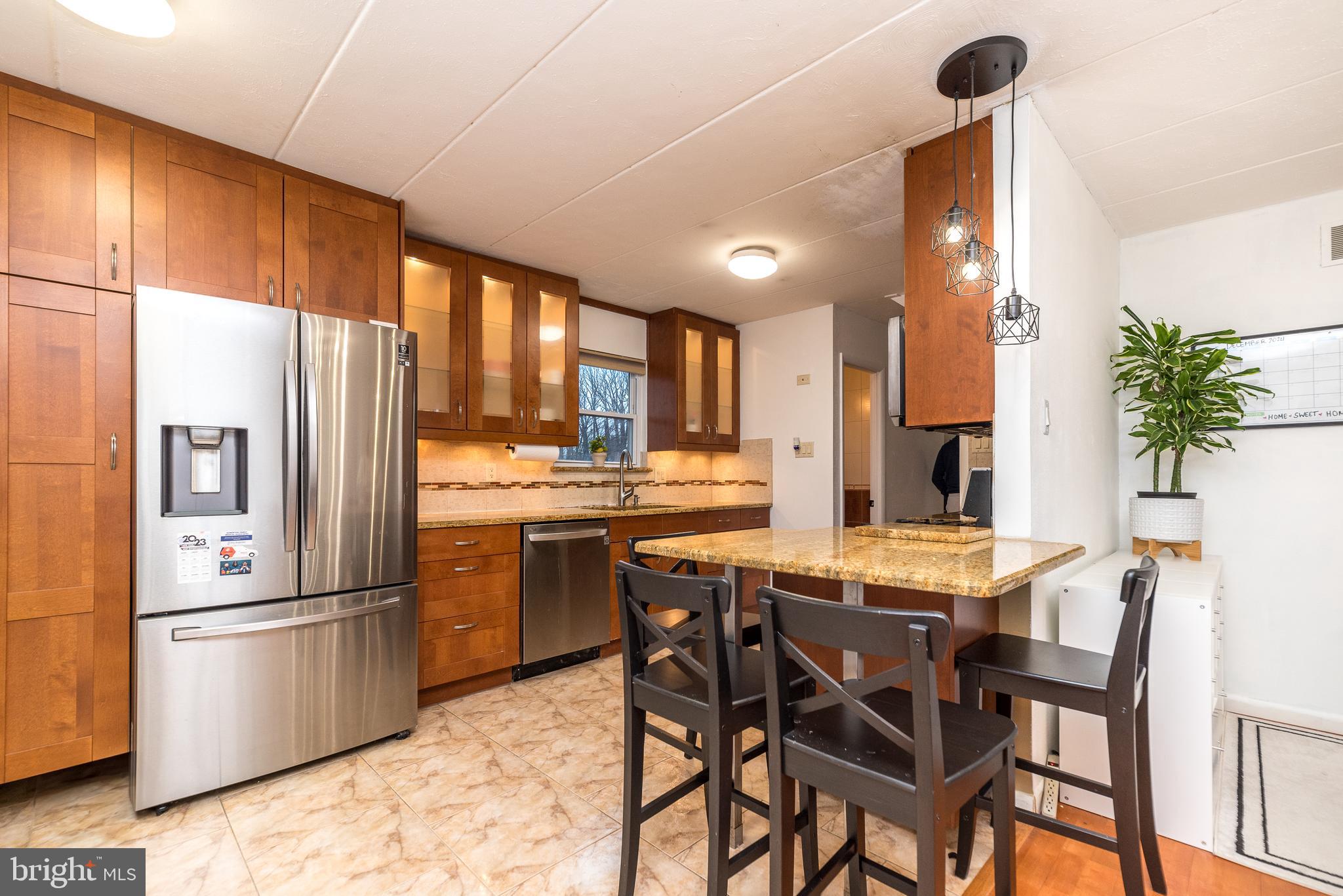 SOMERTON - Residential