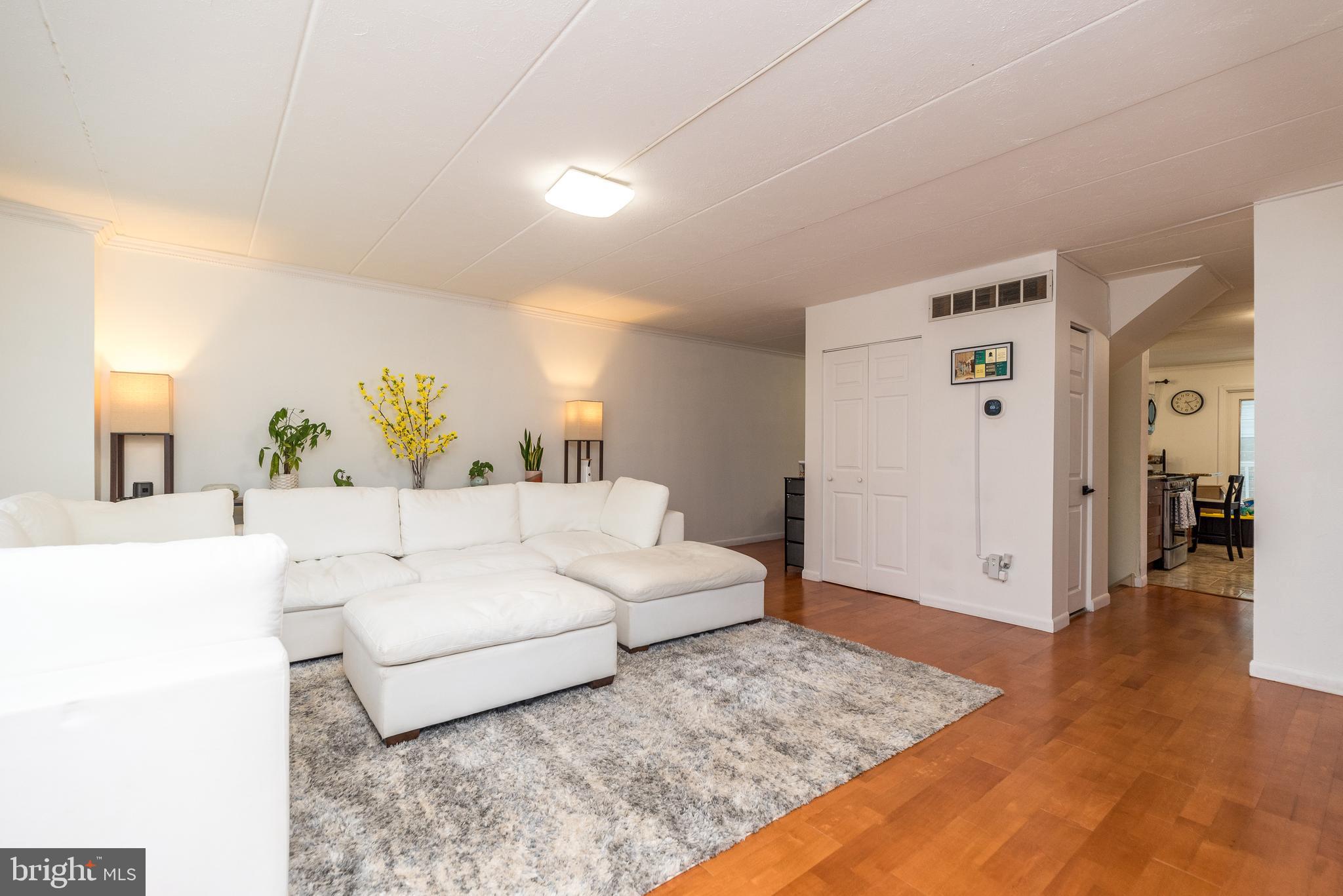 SOMERTON - Residential