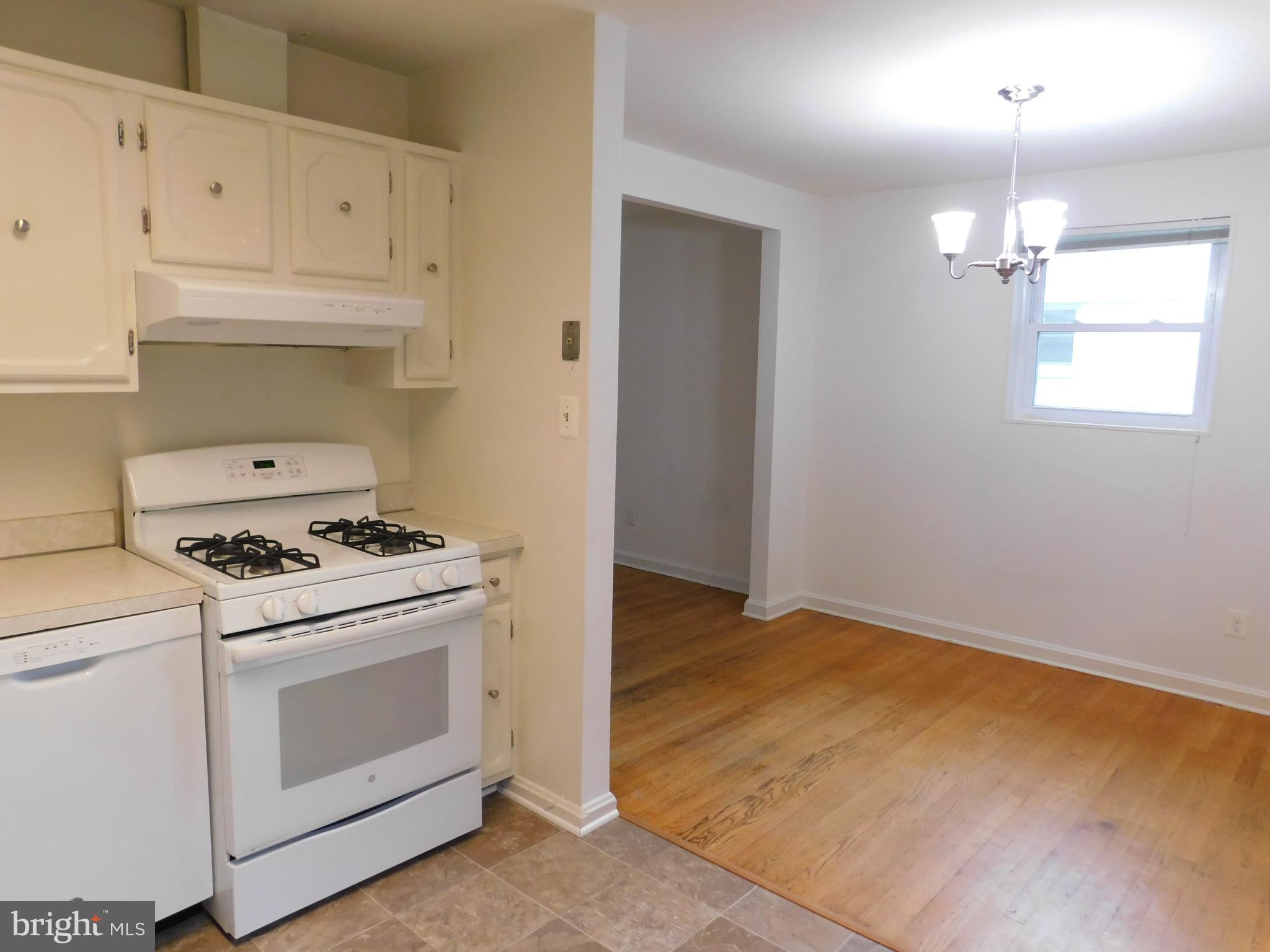 RANDOLPH HILLS - Residential Lease