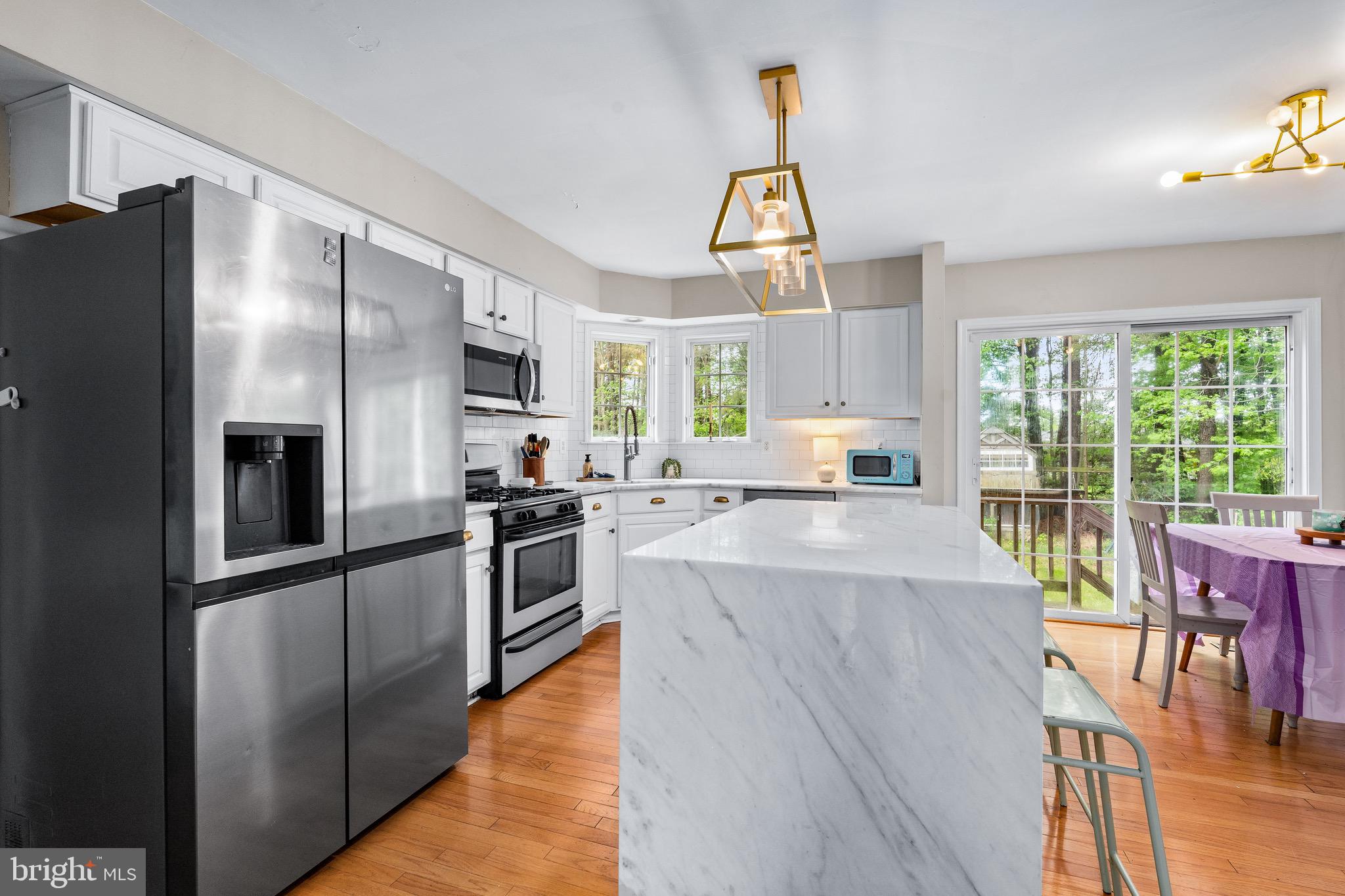 SCOTT GARDENS - Residential
