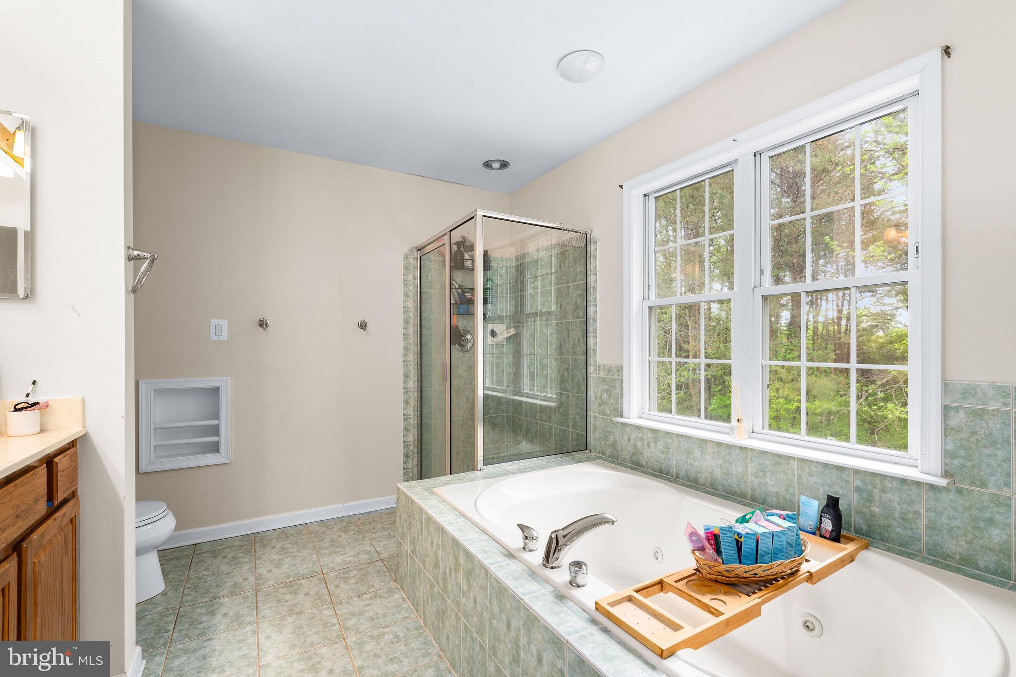 SCOTT GARDENS - Residential