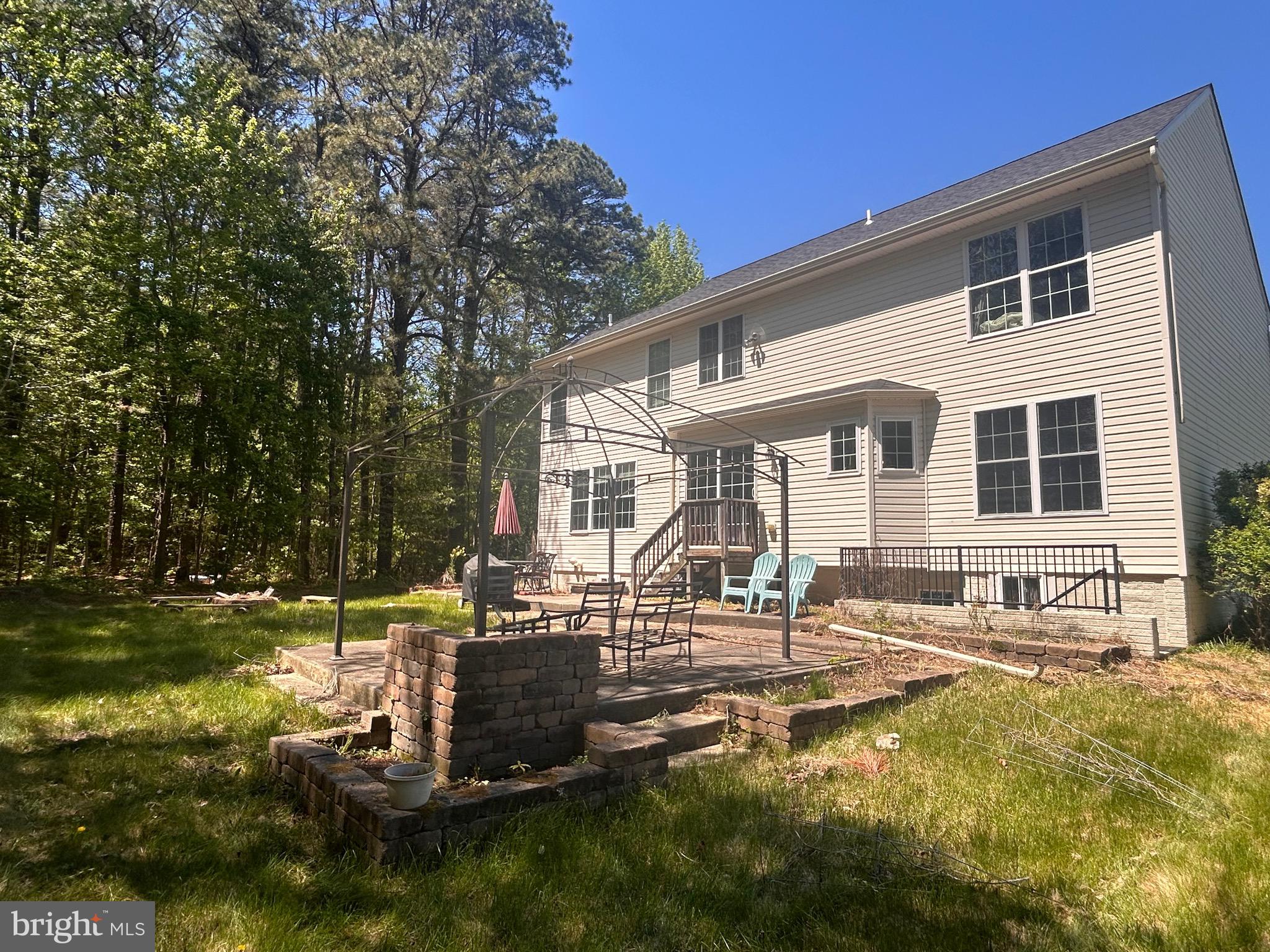 SCOTT GARDENS - Residential