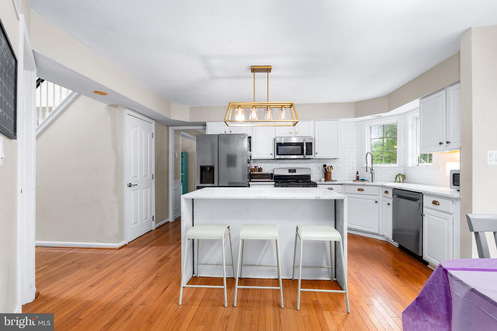 SCOTT GARDENS - Residential