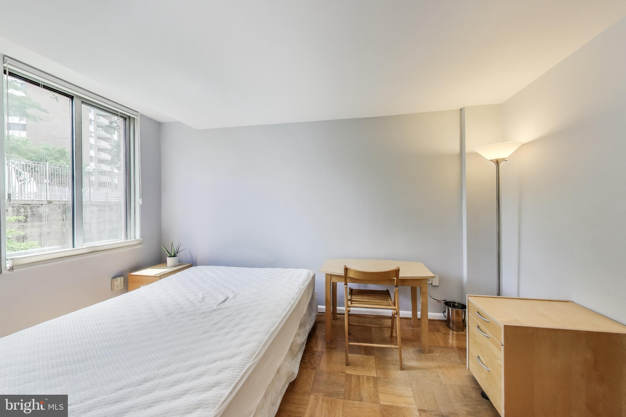 VAN NESS - Residential Lease