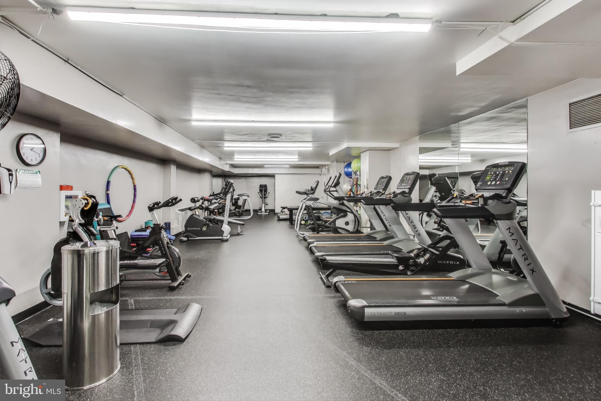 VAN NESS - Residential Lease