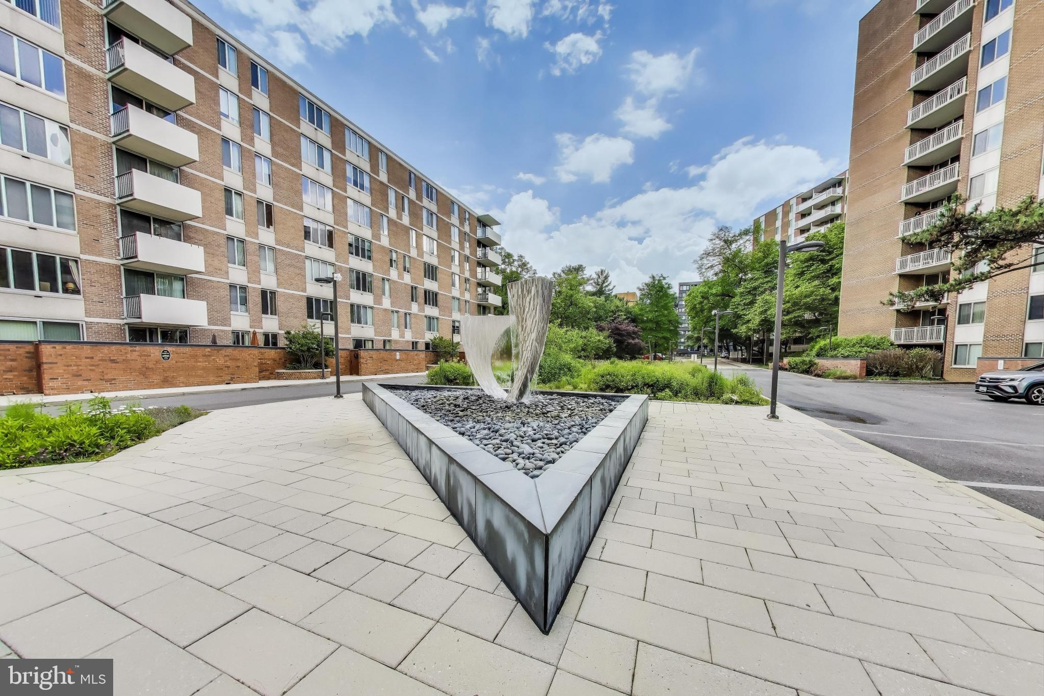 VAN NESS - Residential Lease