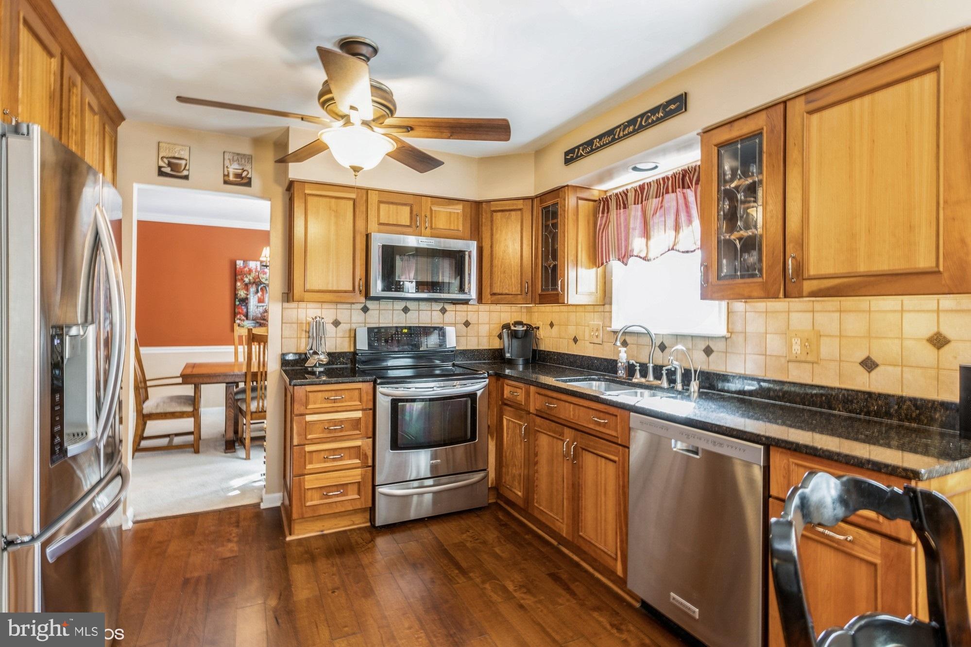 HUNTERS RUN - Residential