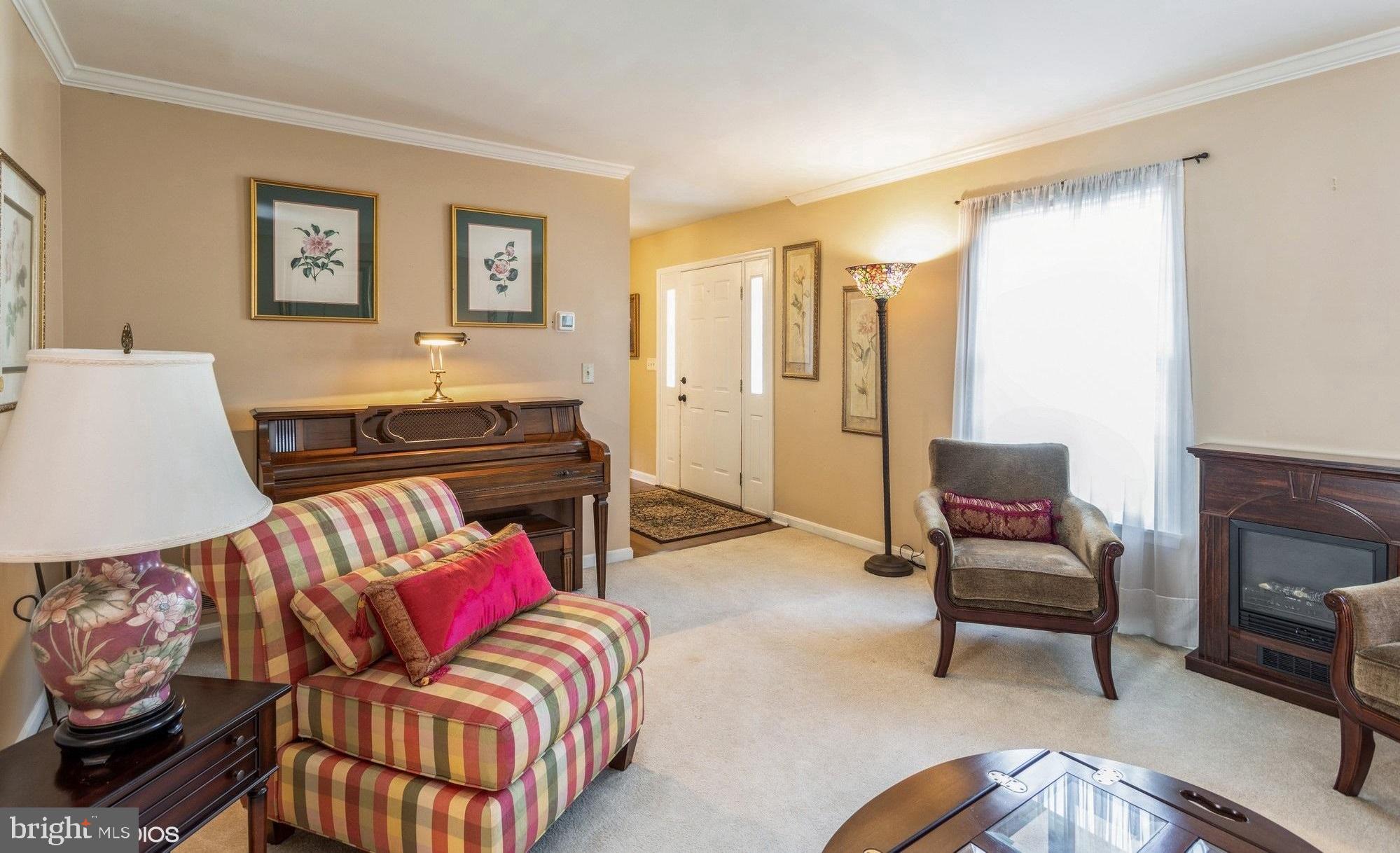 HUNTERS RUN - Residential