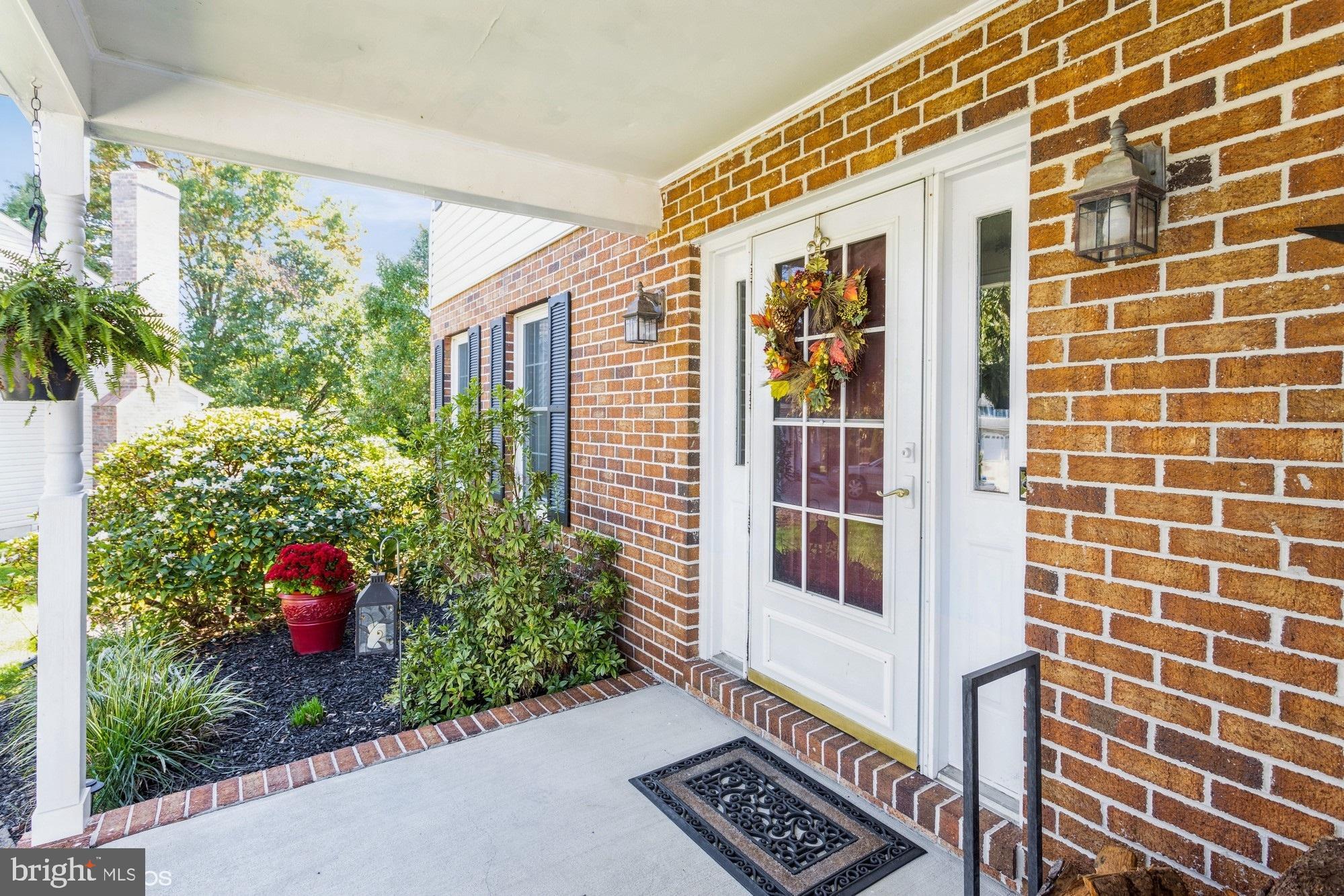 HUNTERS RUN - Residential