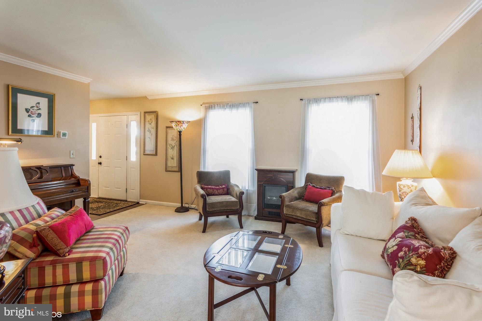 HUNTERS RUN - Residential