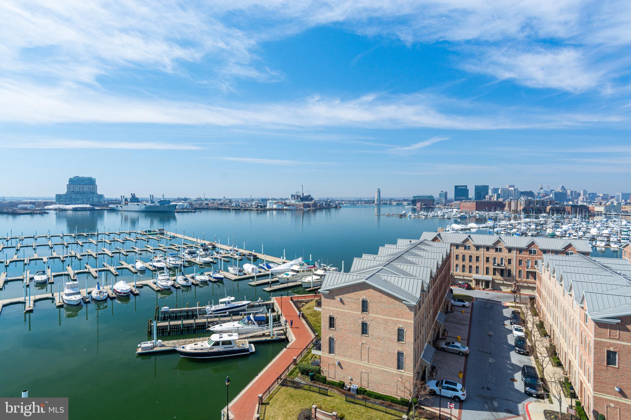 LIGHTHOUSE POINT EAST - Residential