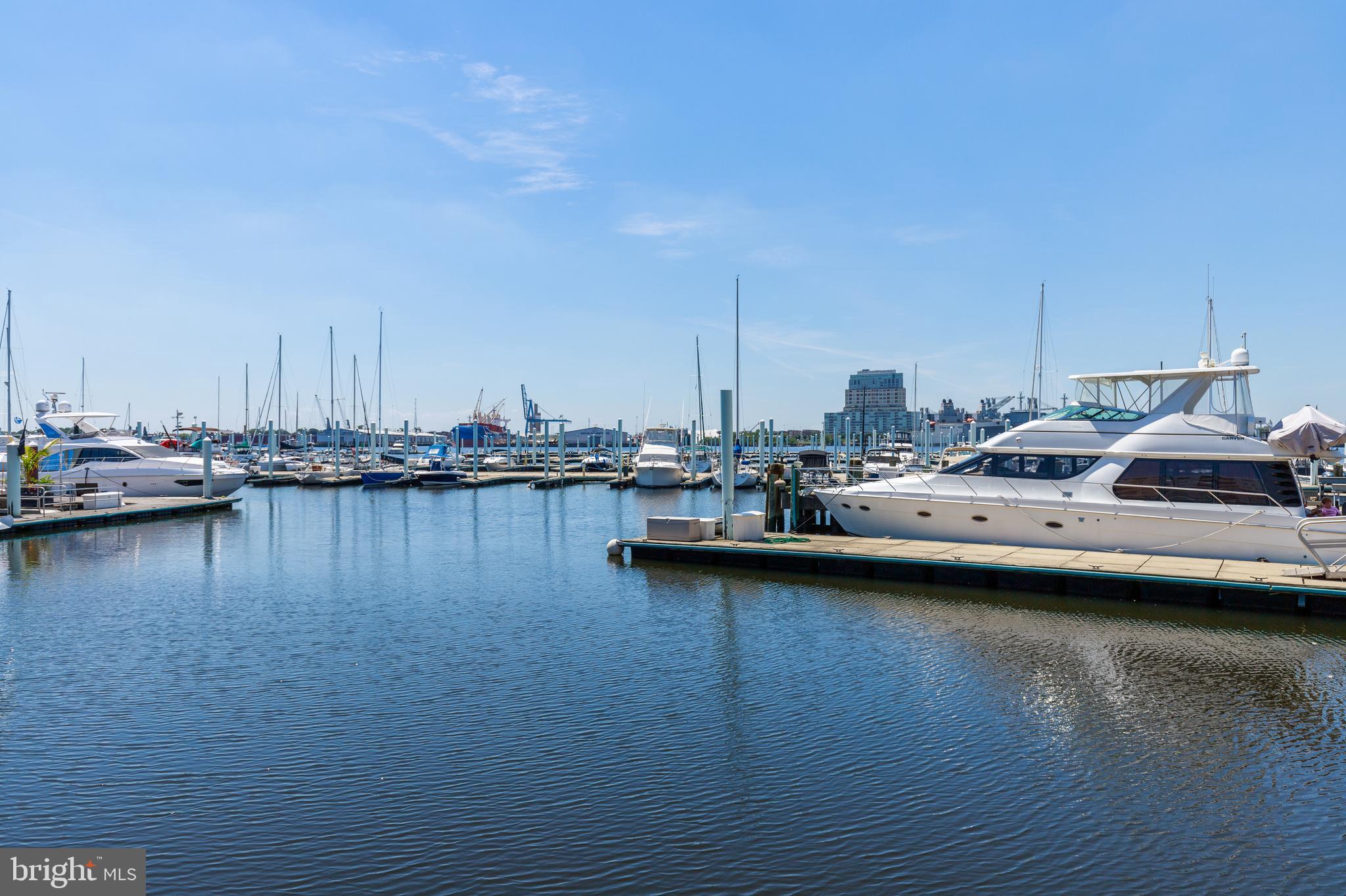 LIGHTHOUSE POINT EAST - Residential