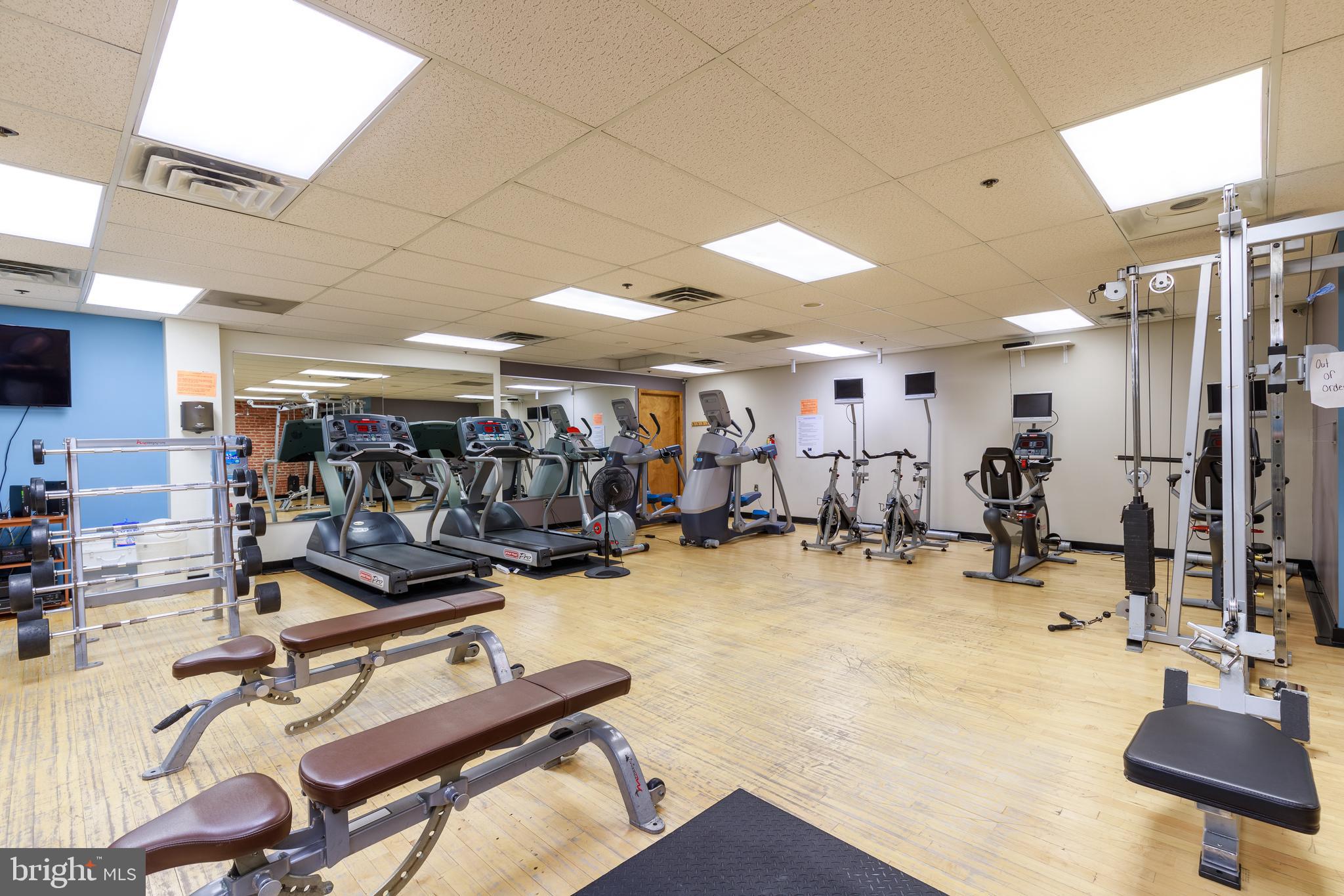 LIGHTHOUSE POINT EAST - Residential