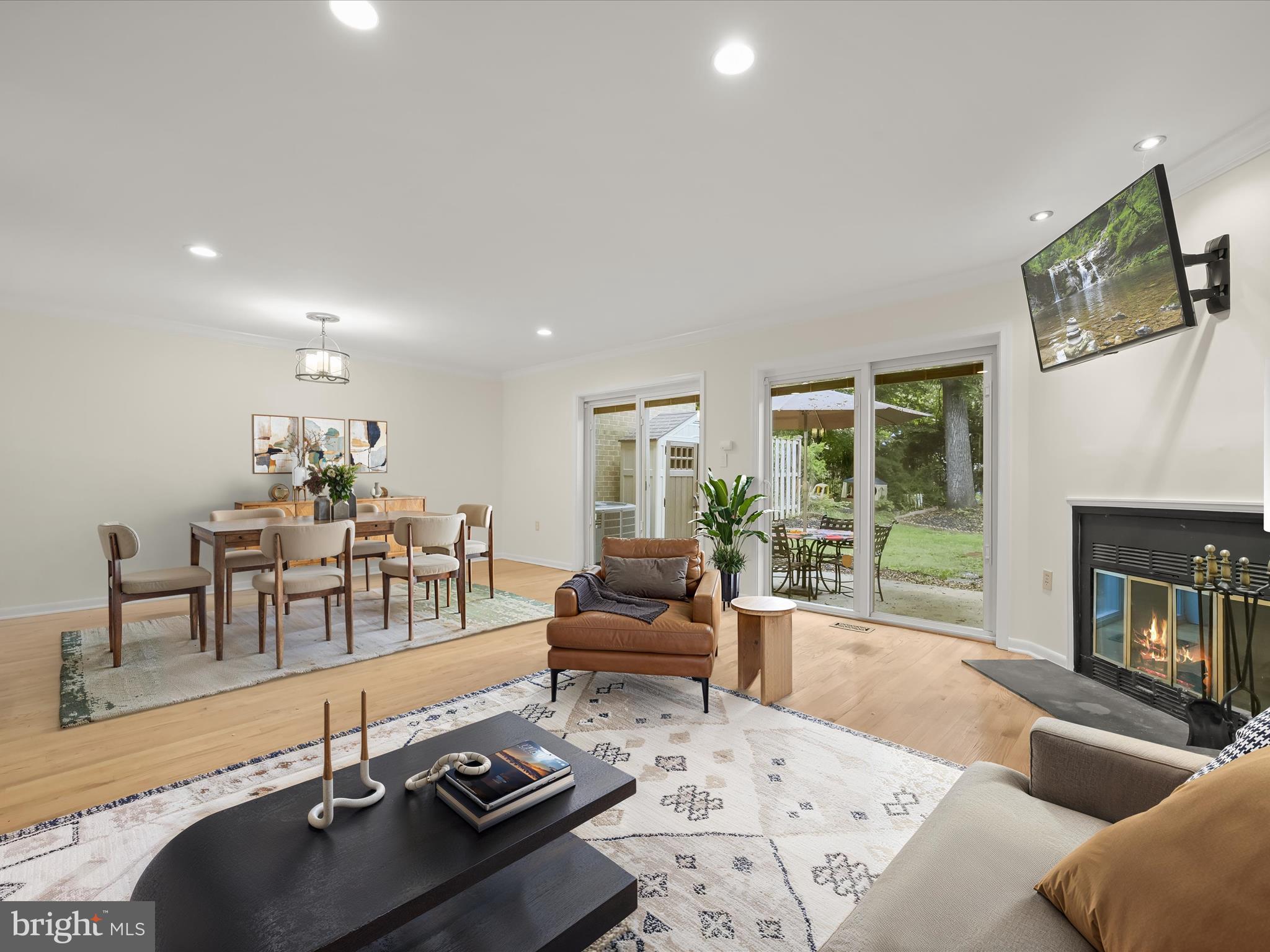 MOUNT WASHINGTON - Residential