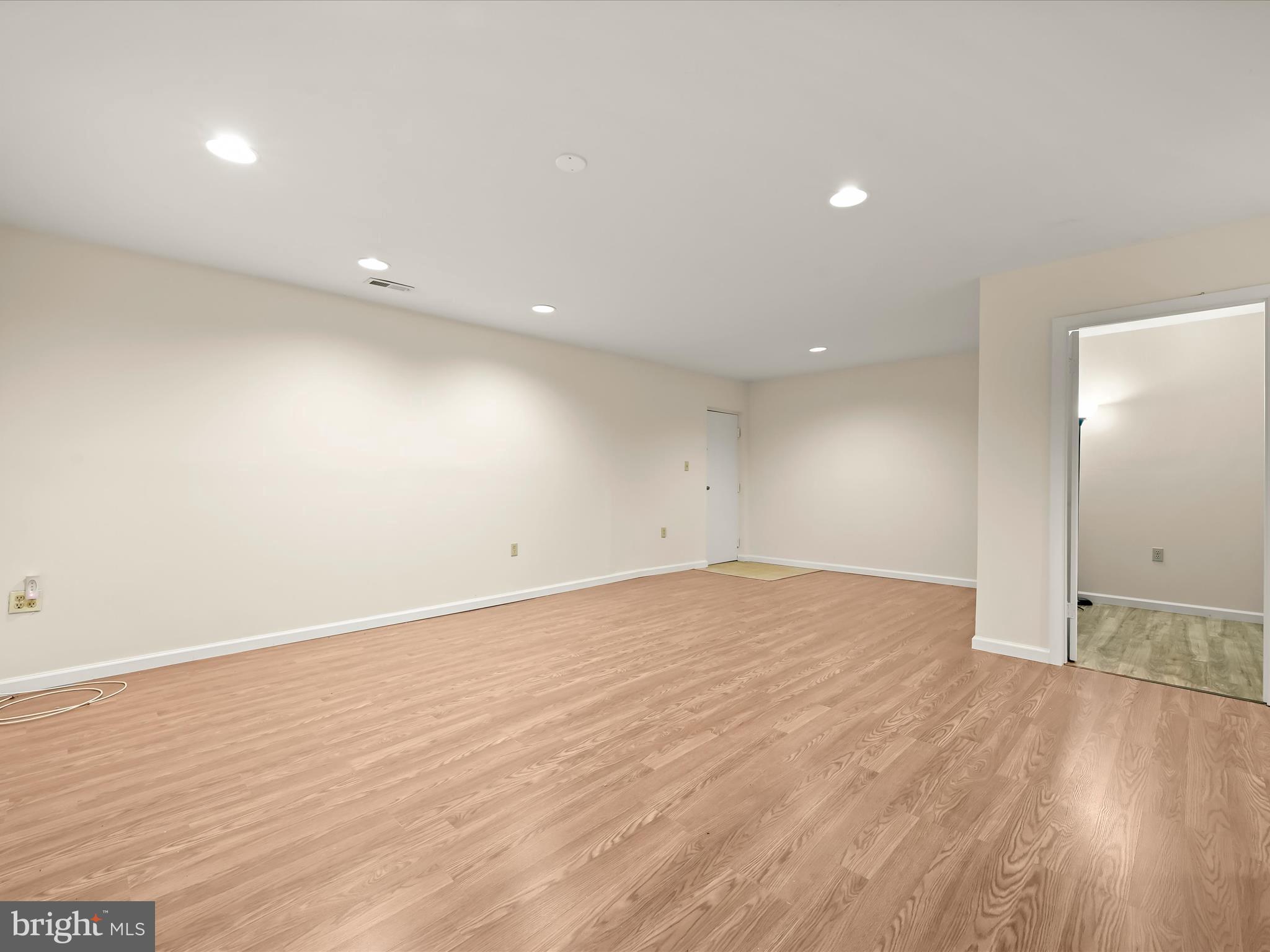 MOUNT WASHINGTON - Residential
