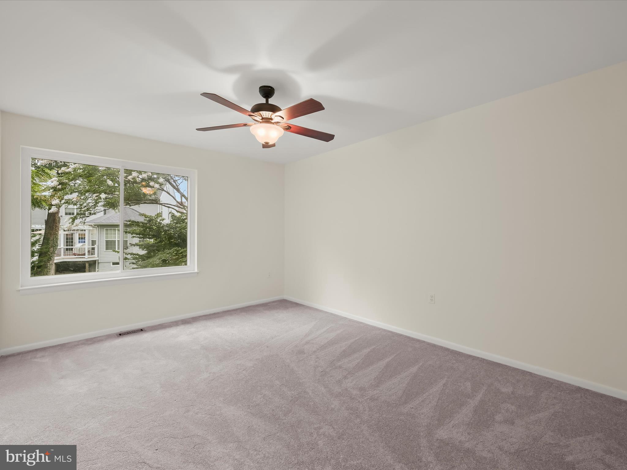 MOUNT WASHINGTON - Residential