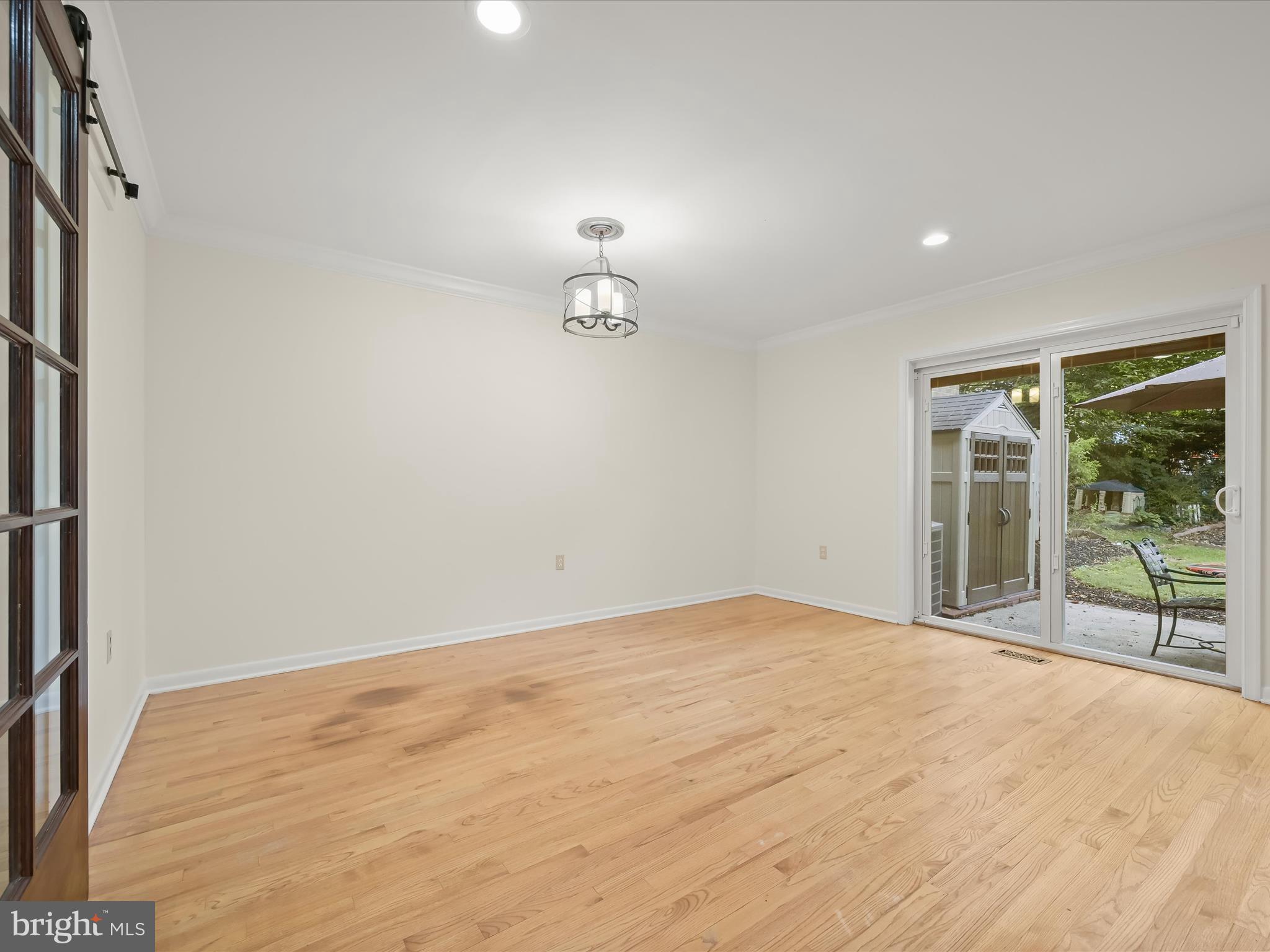 MOUNT WASHINGTON - Residential