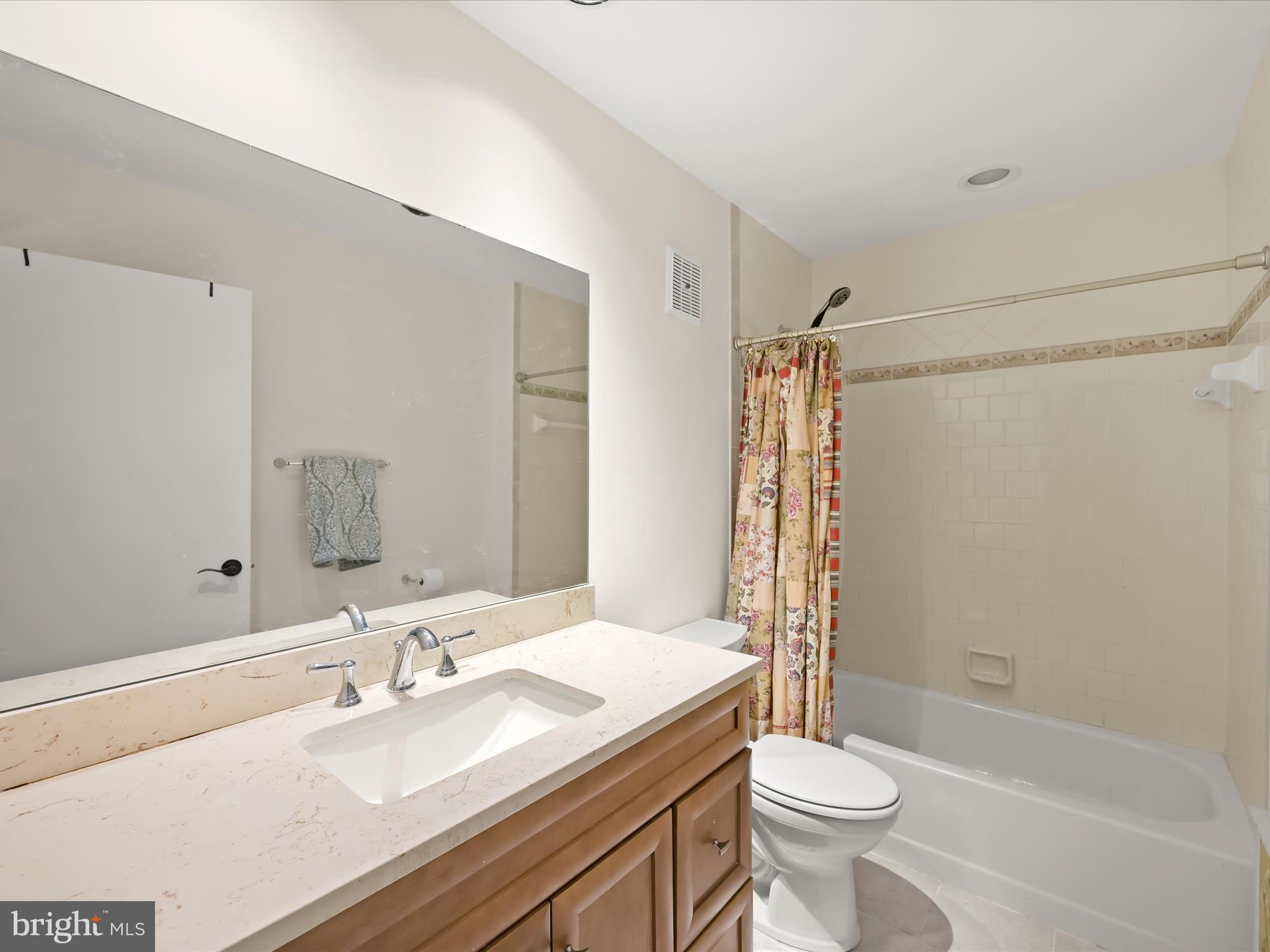 MOUNT WASHINGTON - Residential