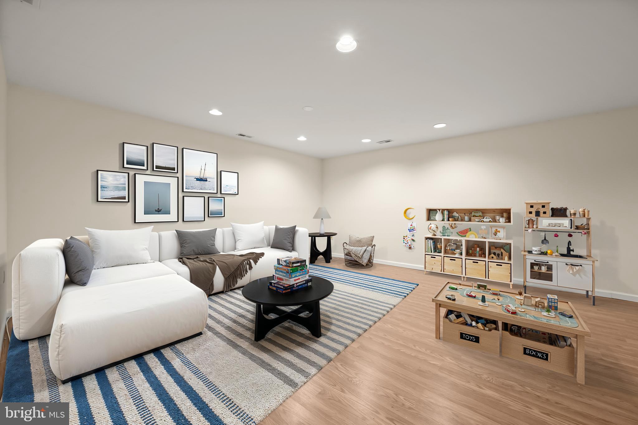 MOUNT WASHINGTON - Residential